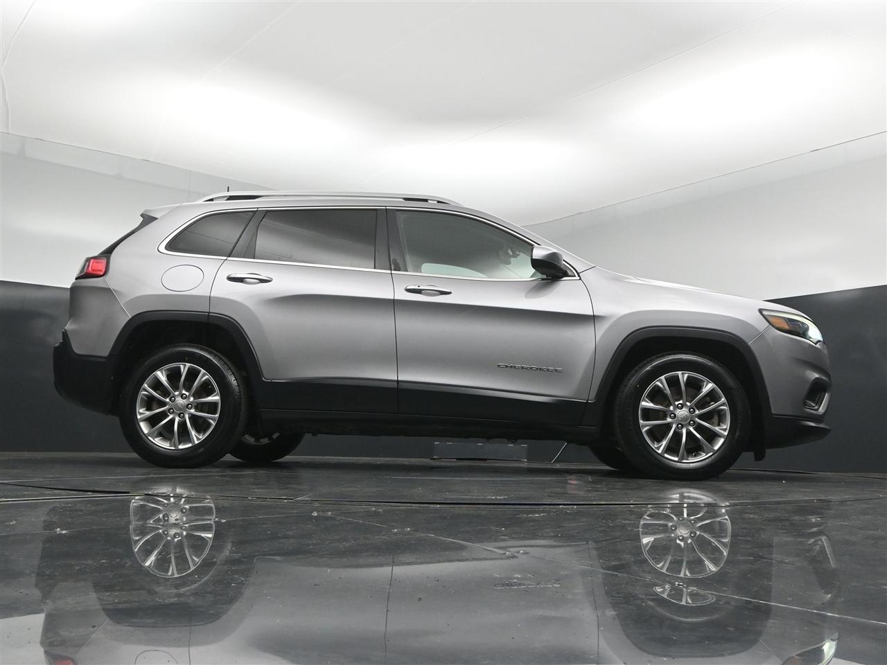 Jeep Cherokee Latitude Plus FWD 2019