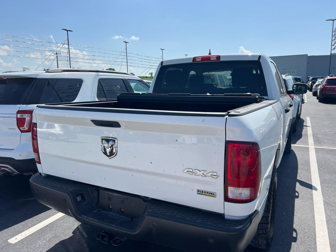 RAM 1500 Classic Tradesman Crew Cab SWB 4WD 2019