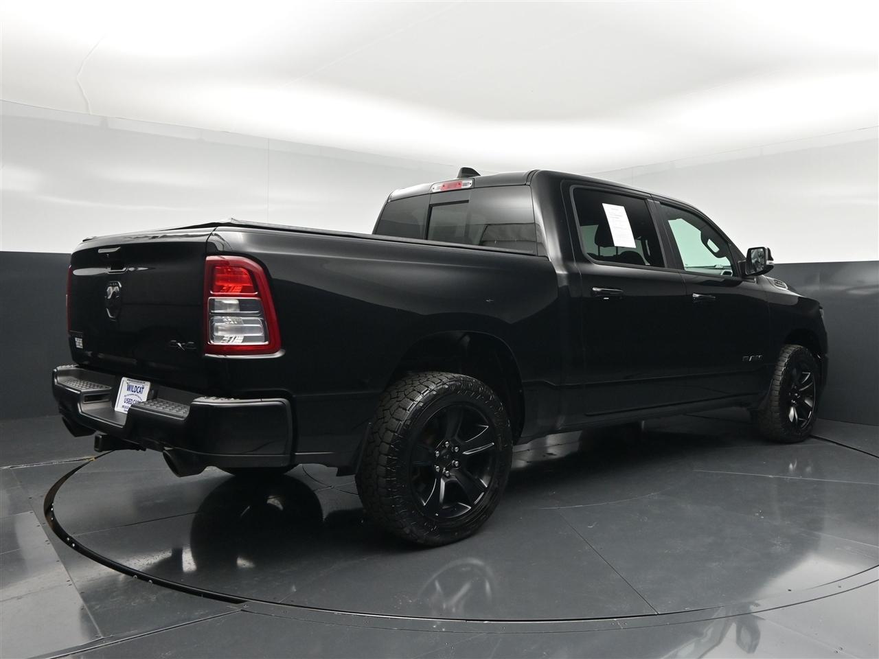RAM 1500 Big Horn Crew Cab SWB 4WD 2021