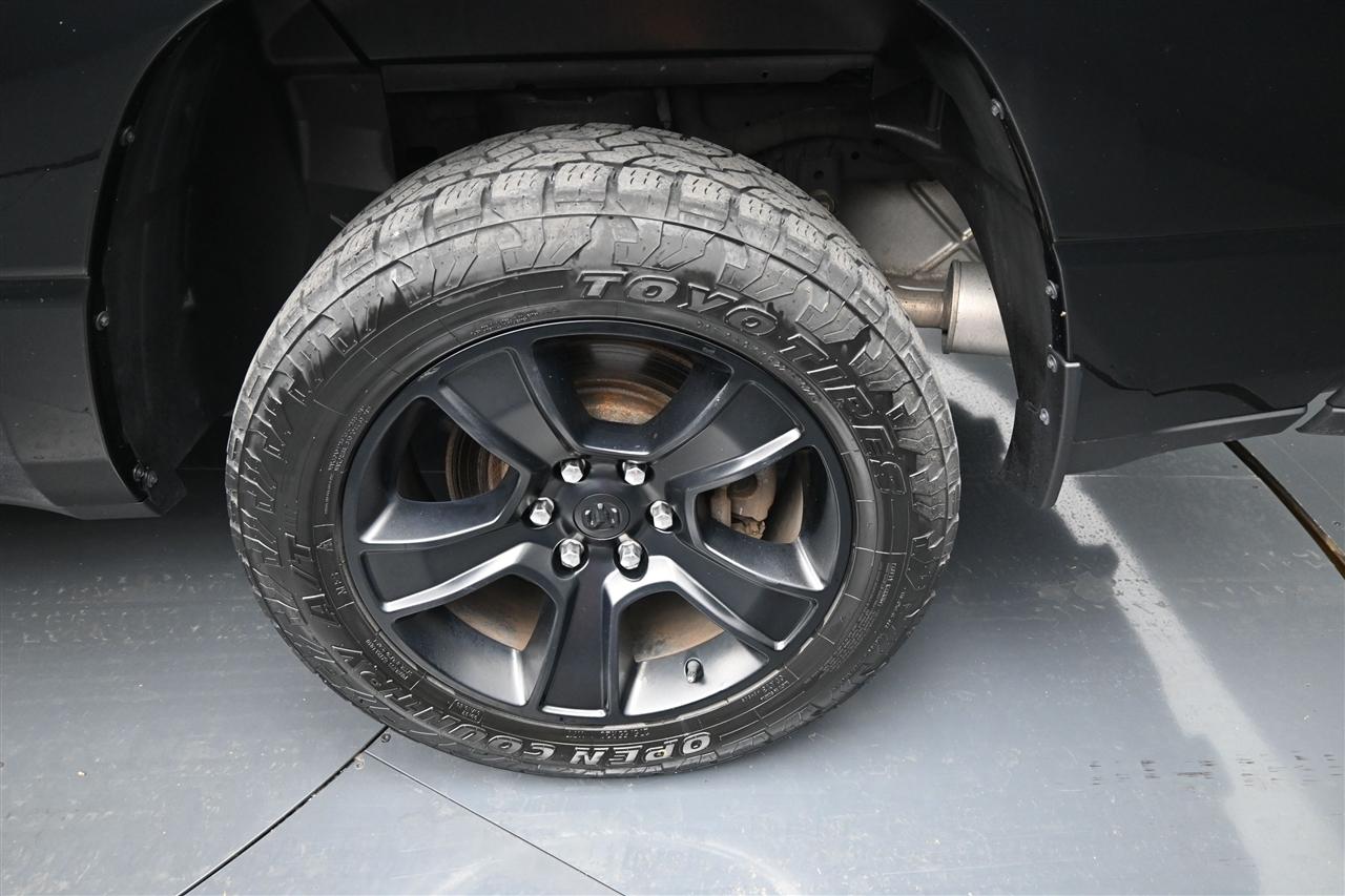 RAM 1500 Big Horn Crew Cab SWB 4WD 2021