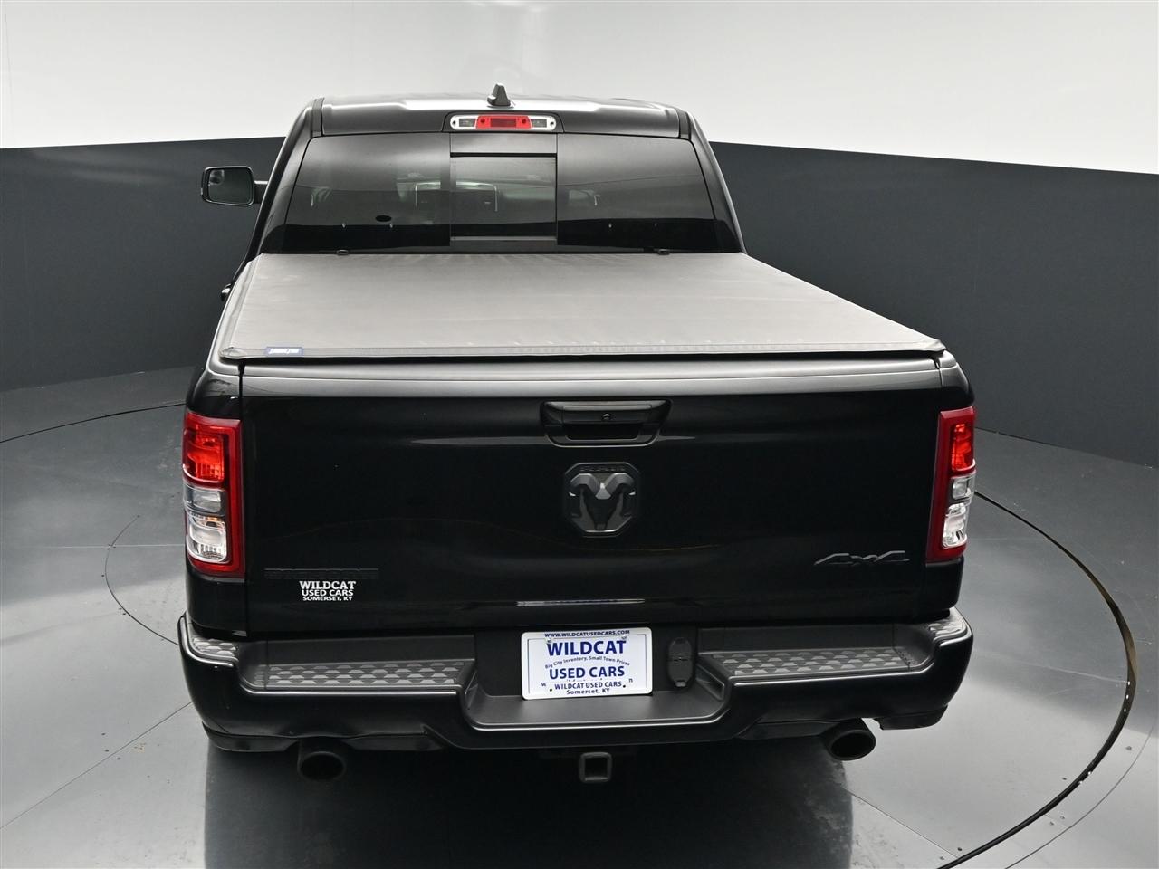 RAM 1500 Big Horn Crew Cab SWB 4WD 2021