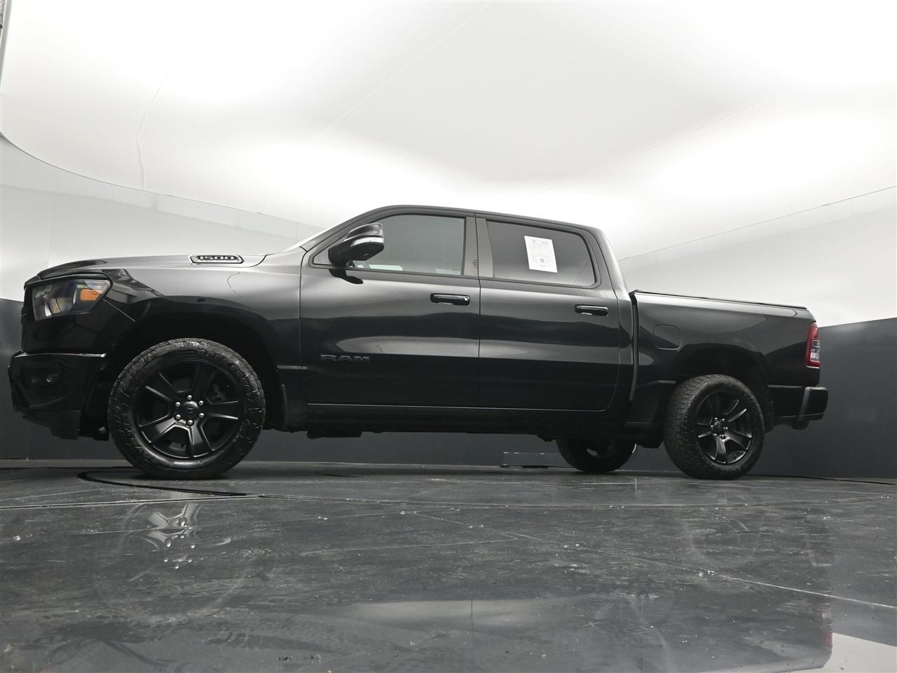 RAM 1500 Big Horn Crew Cab SWB 4WD 2021