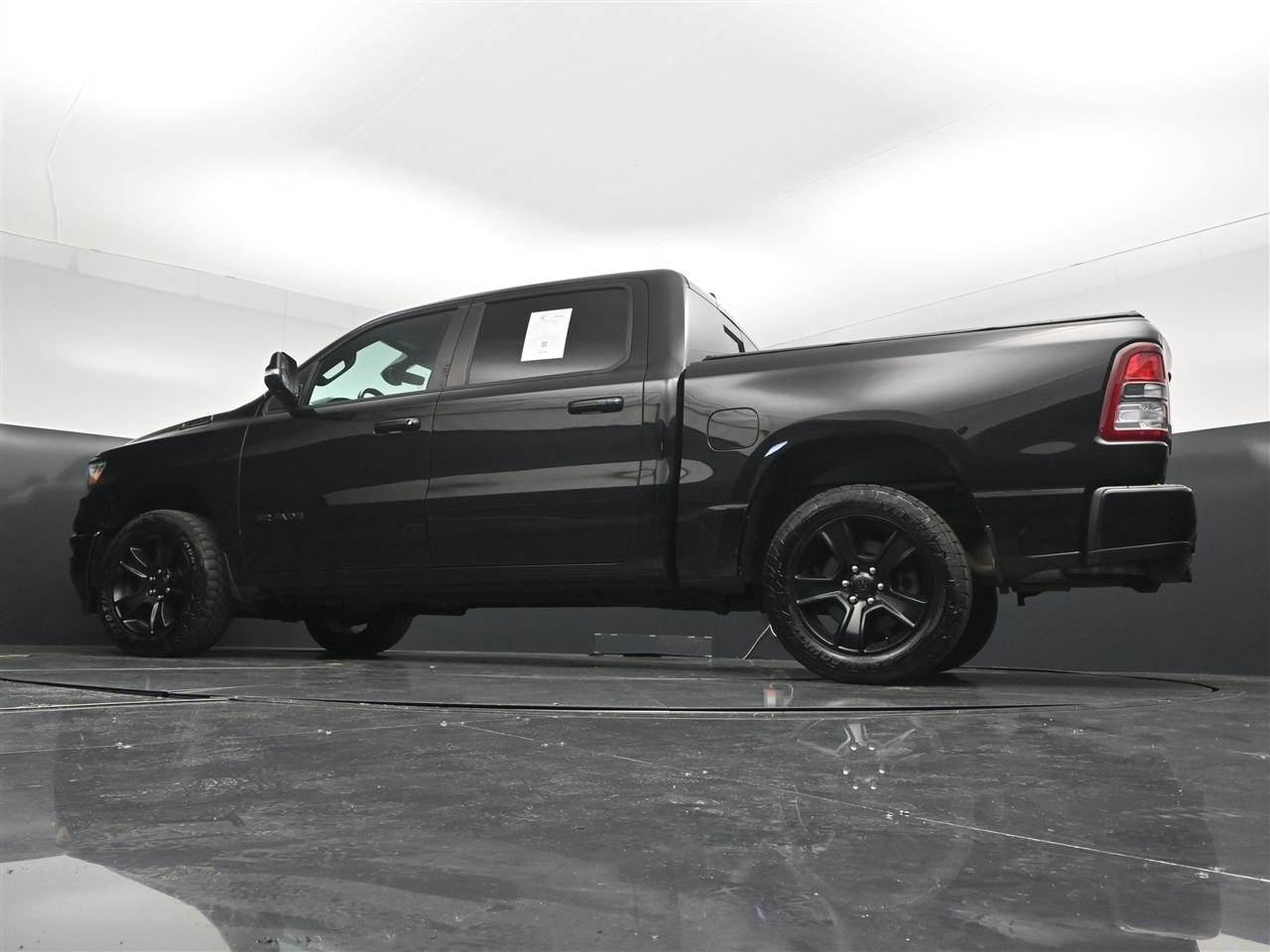 RAM 1500 Big Horn Crew Cab SWB 4WD 2021