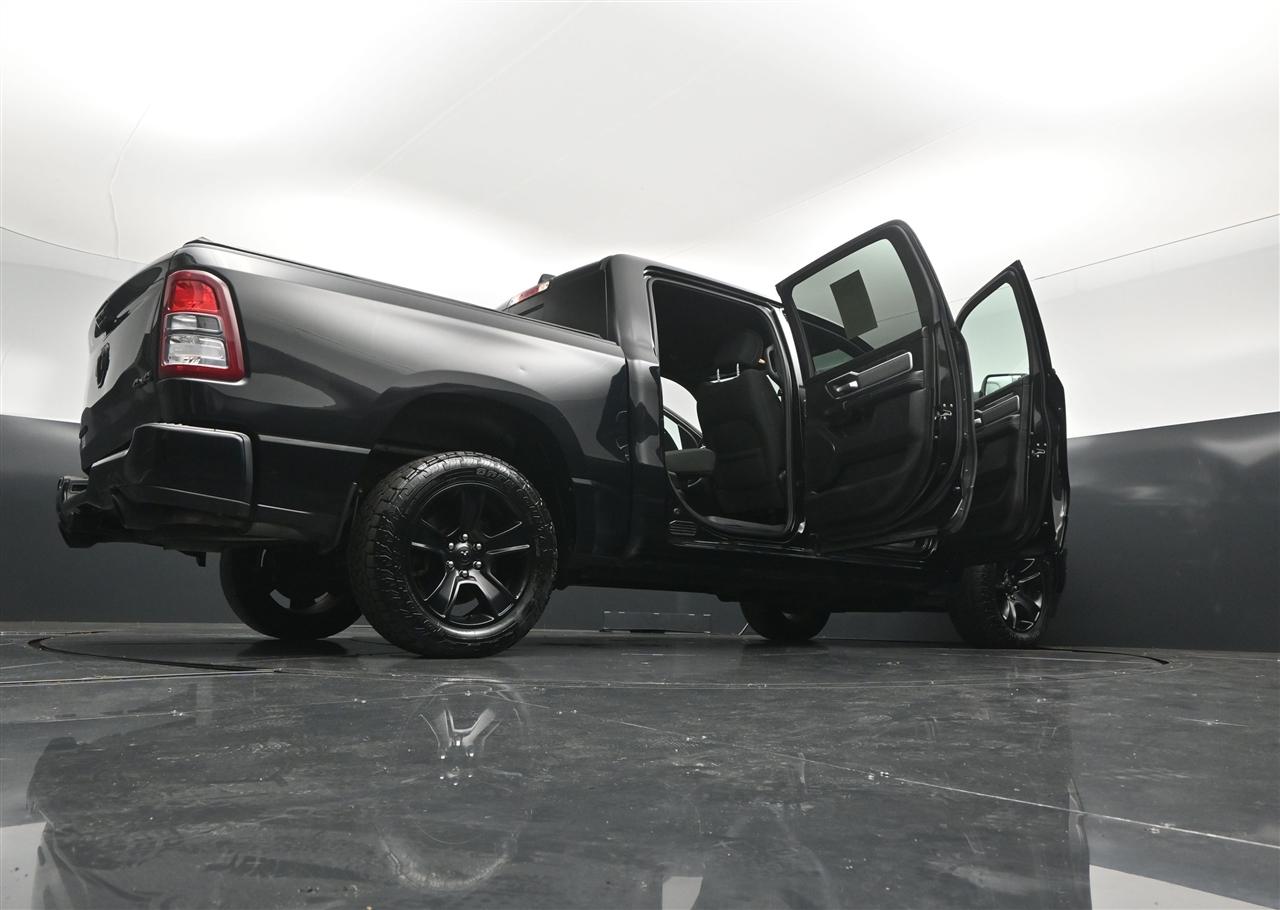 RAM 1500 Big Horn Crew Cab SWB 4WD 2021