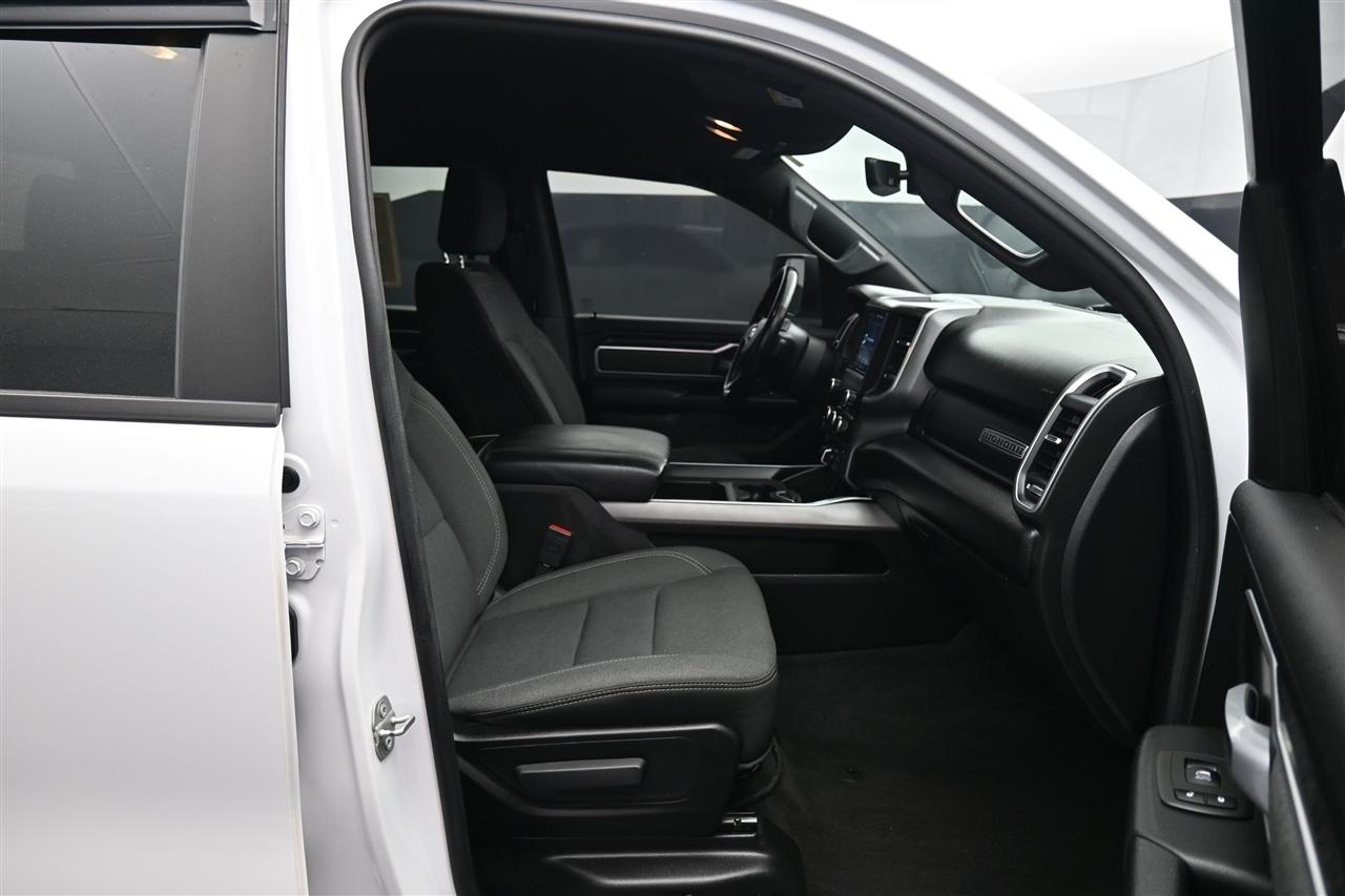 RAM 1500 Big Horn Crew Cab SWB 4WD 2021