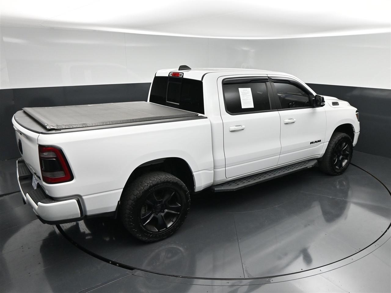 RAM 1500 Big Horn Crew Cab SWB 4WD 2021