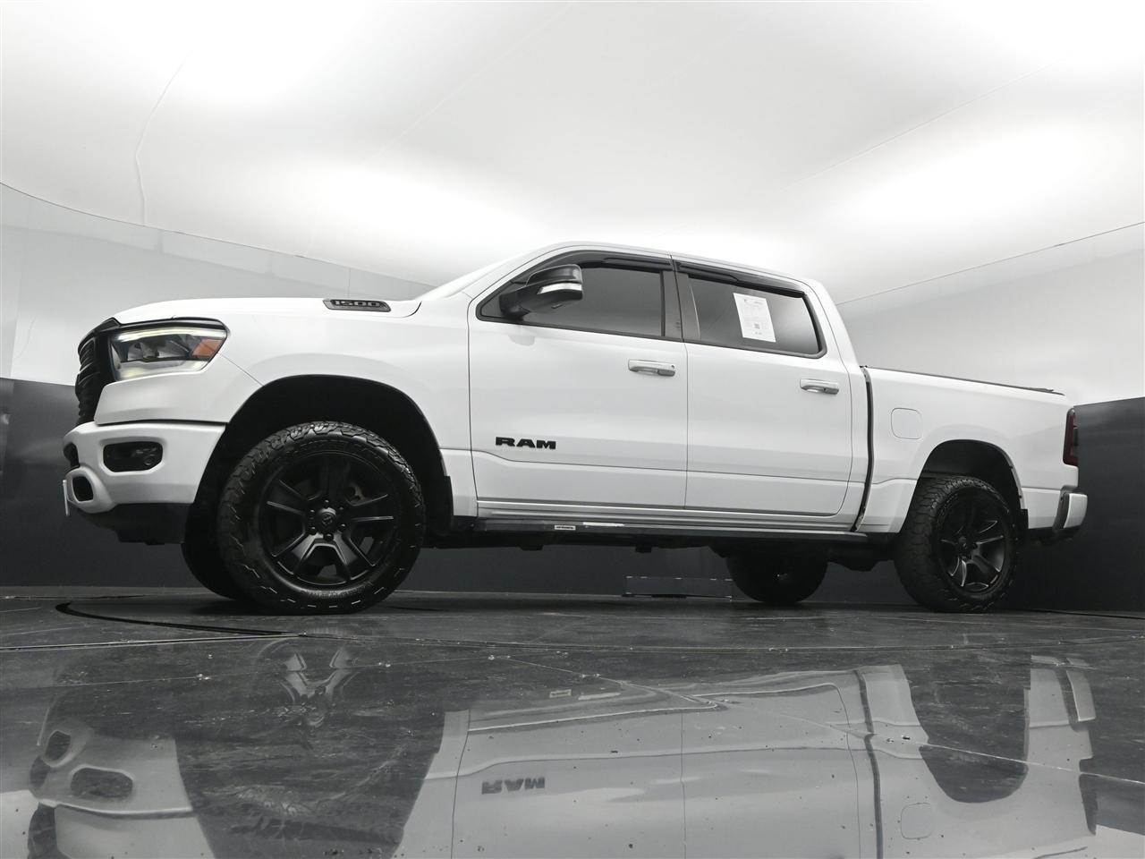 RAM 1500 Big Horn Crew Cab SWB 4WD 2021