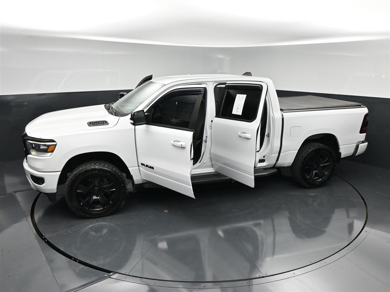 RAM 1500 Big Horn Crew Cab SWB 4WD 2021