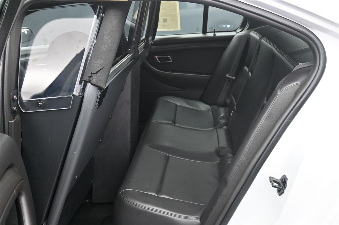 Ford Taurus Police AWD 2015