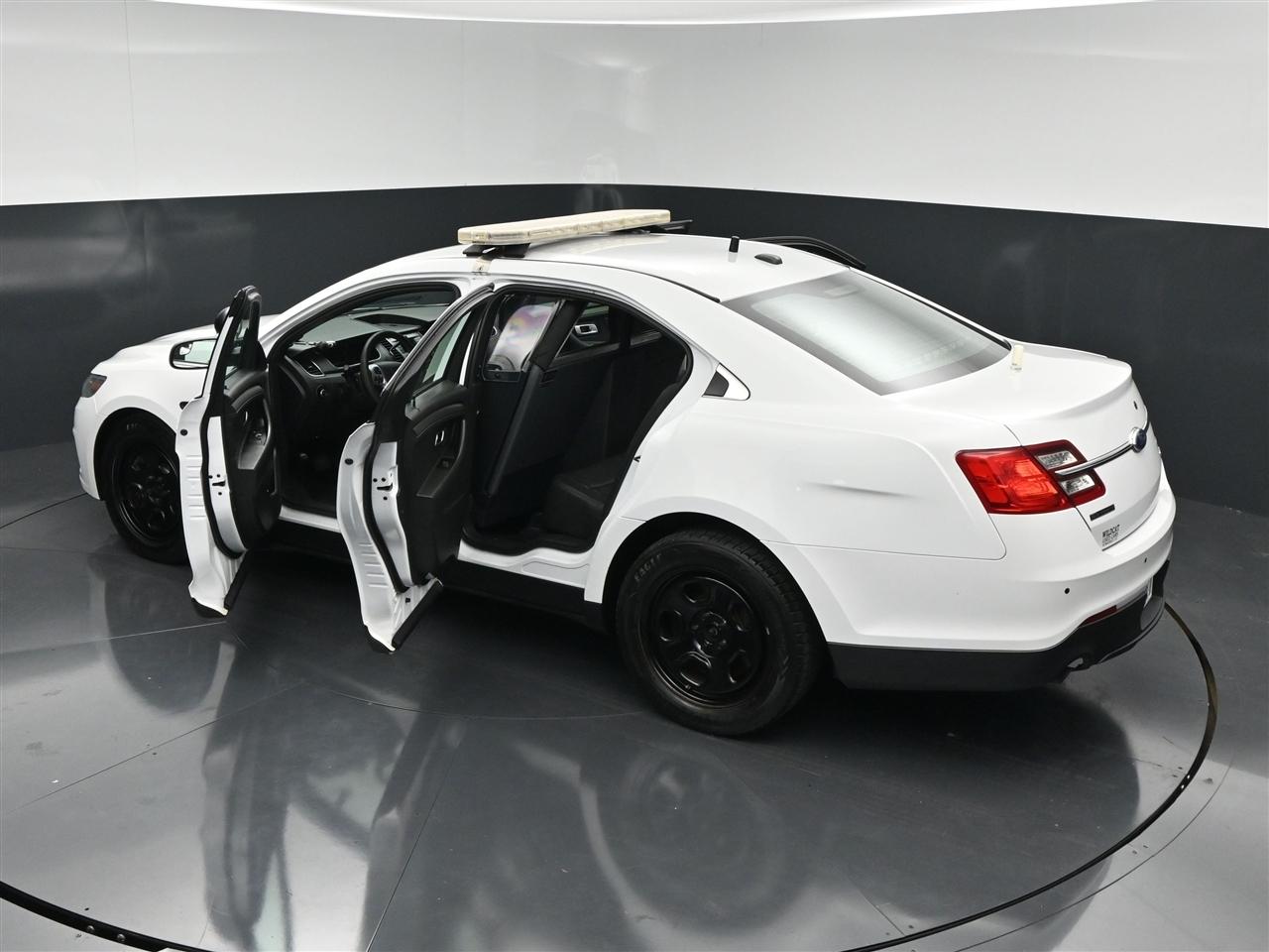 Ford Taurus Police AWD 2015