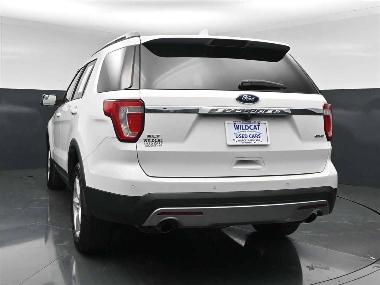 Ford Explorer XLT 4WD 2016