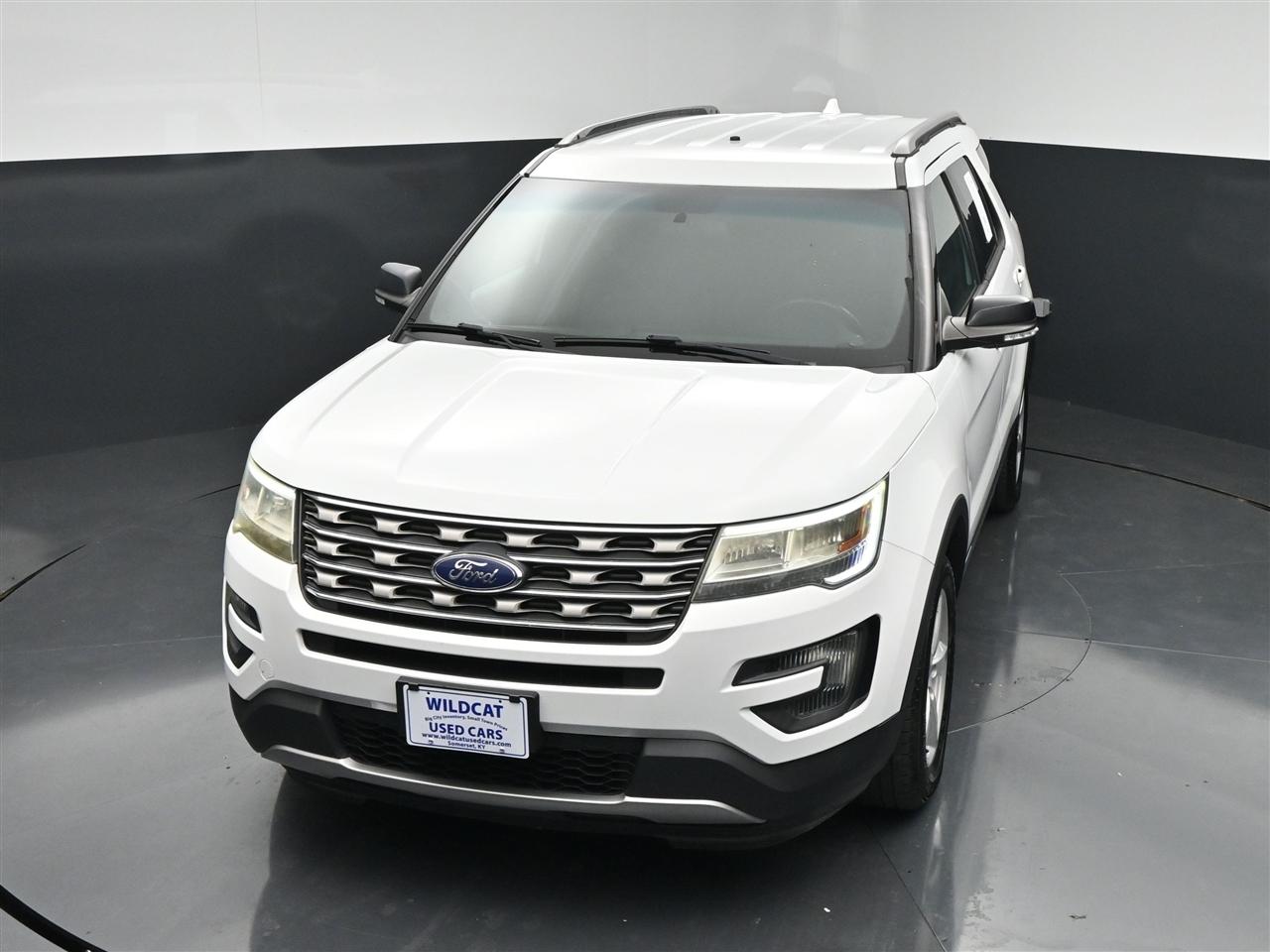 Ford Explorer XLT 4WD 2016
