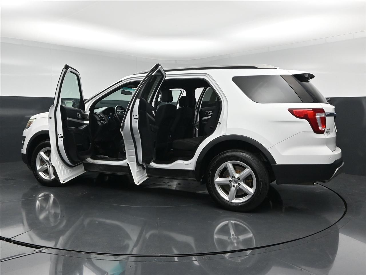 Ford Explorer XLT 4WD 2016