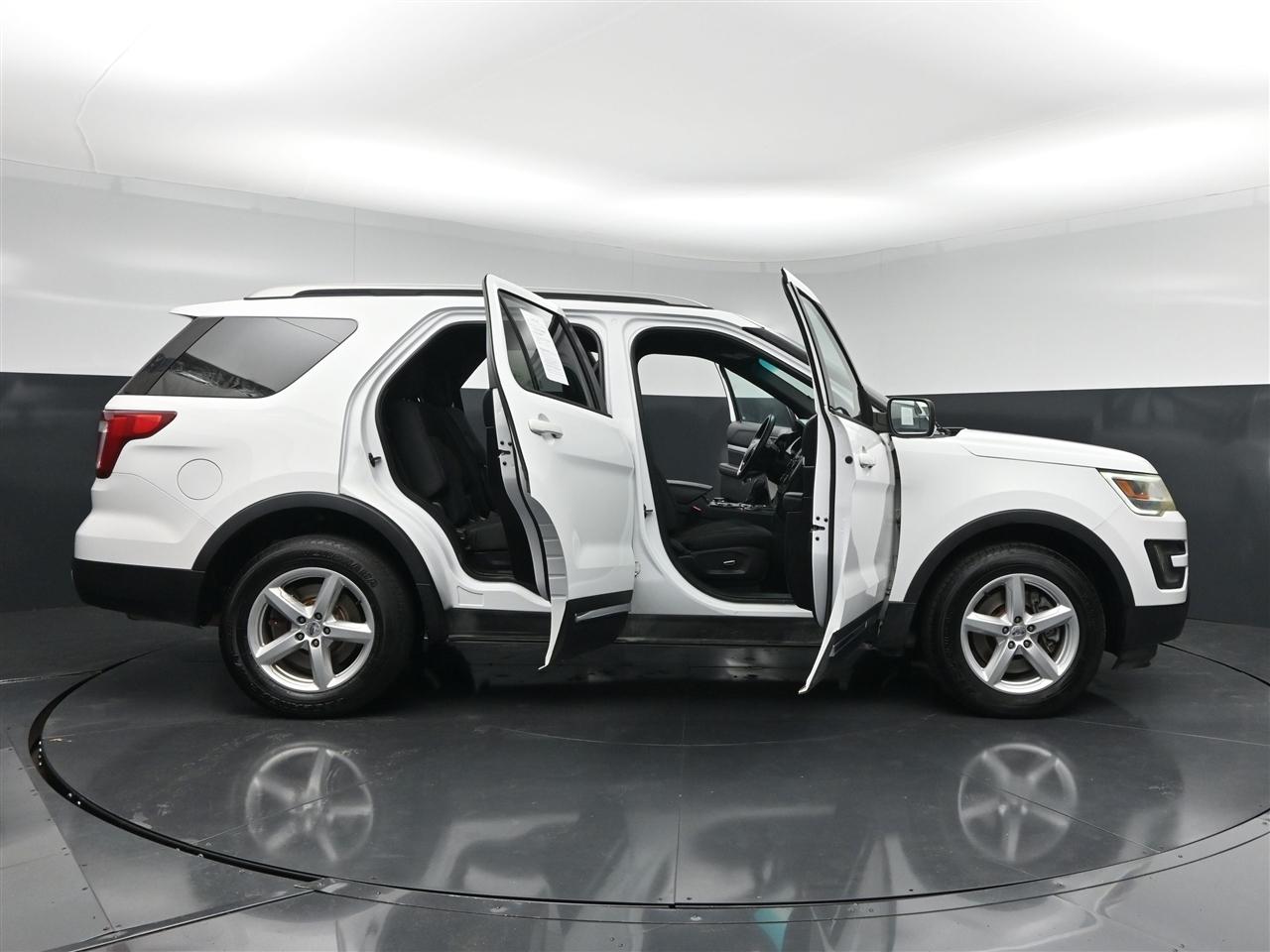 Ford Explorer XLT 4WD 2016