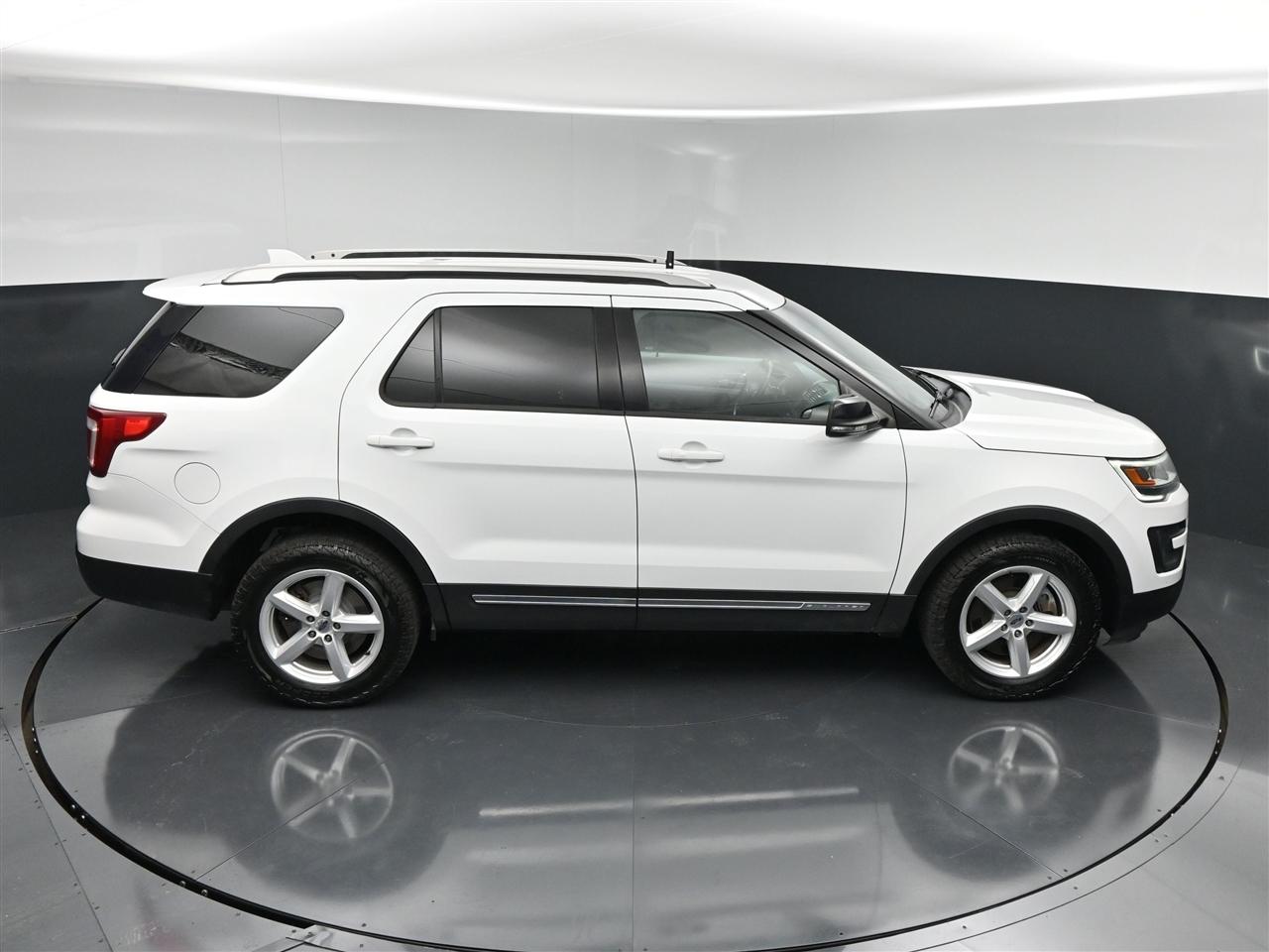 Ford Explorer XLT 4WD 2016