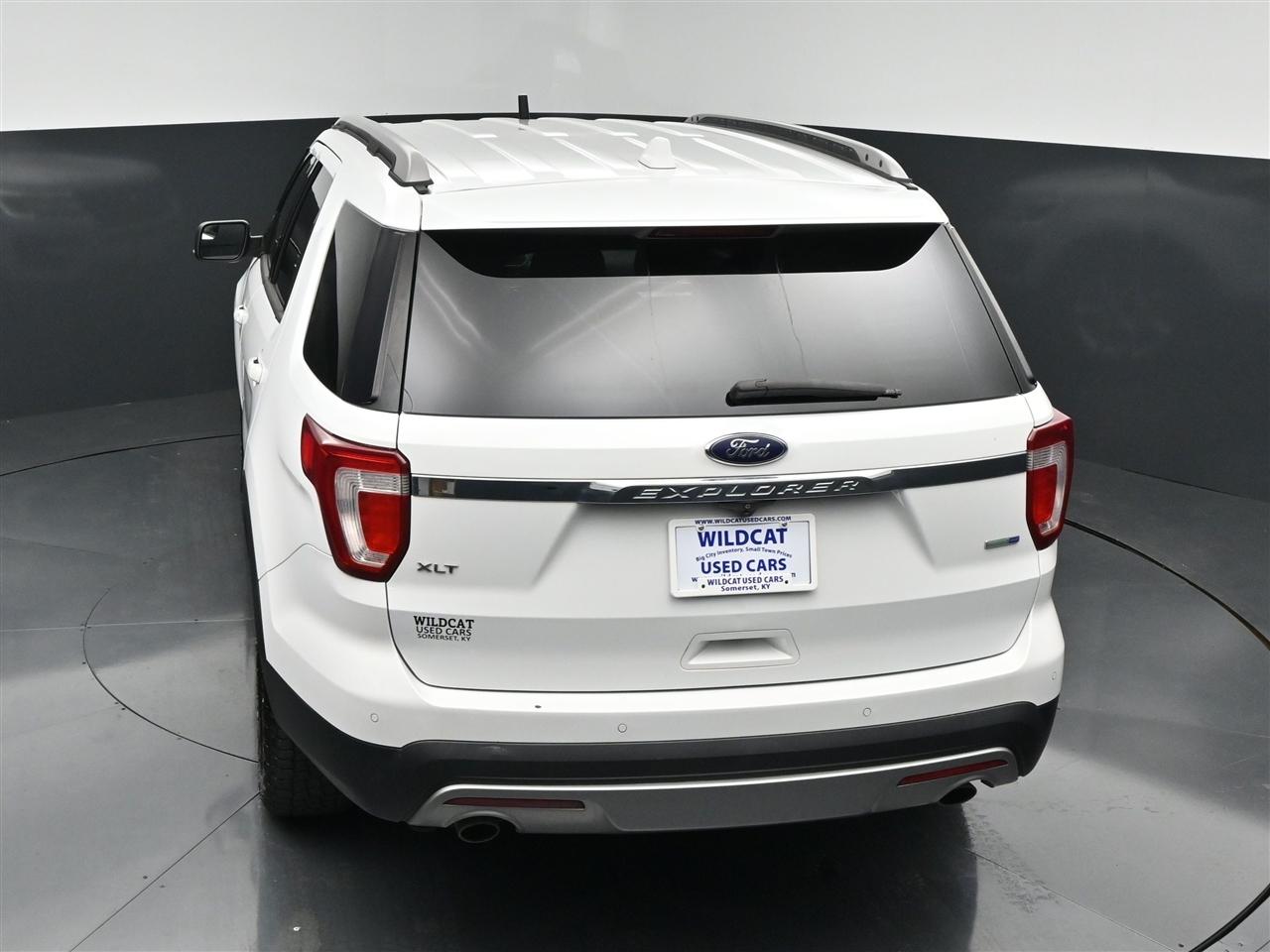 Ford Explorer XLT 4WD 2016