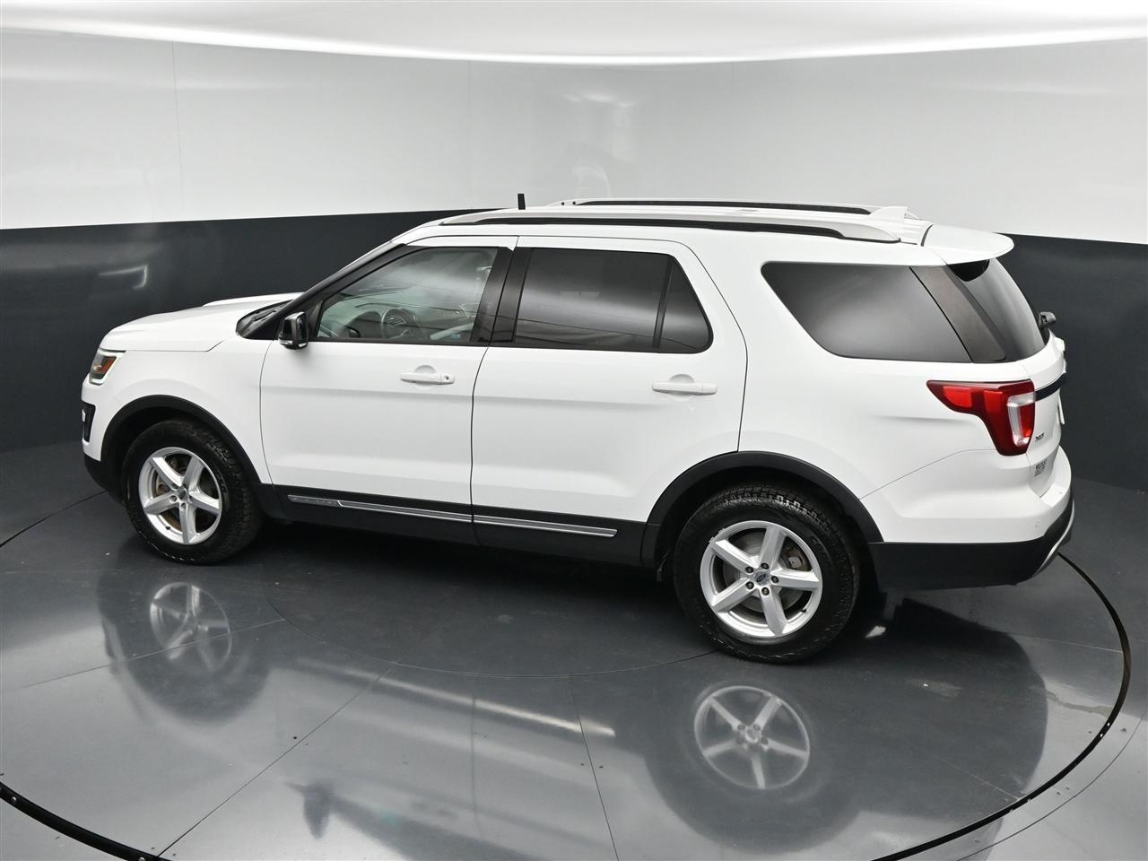 Ford Explorer XLT 4WD 2016