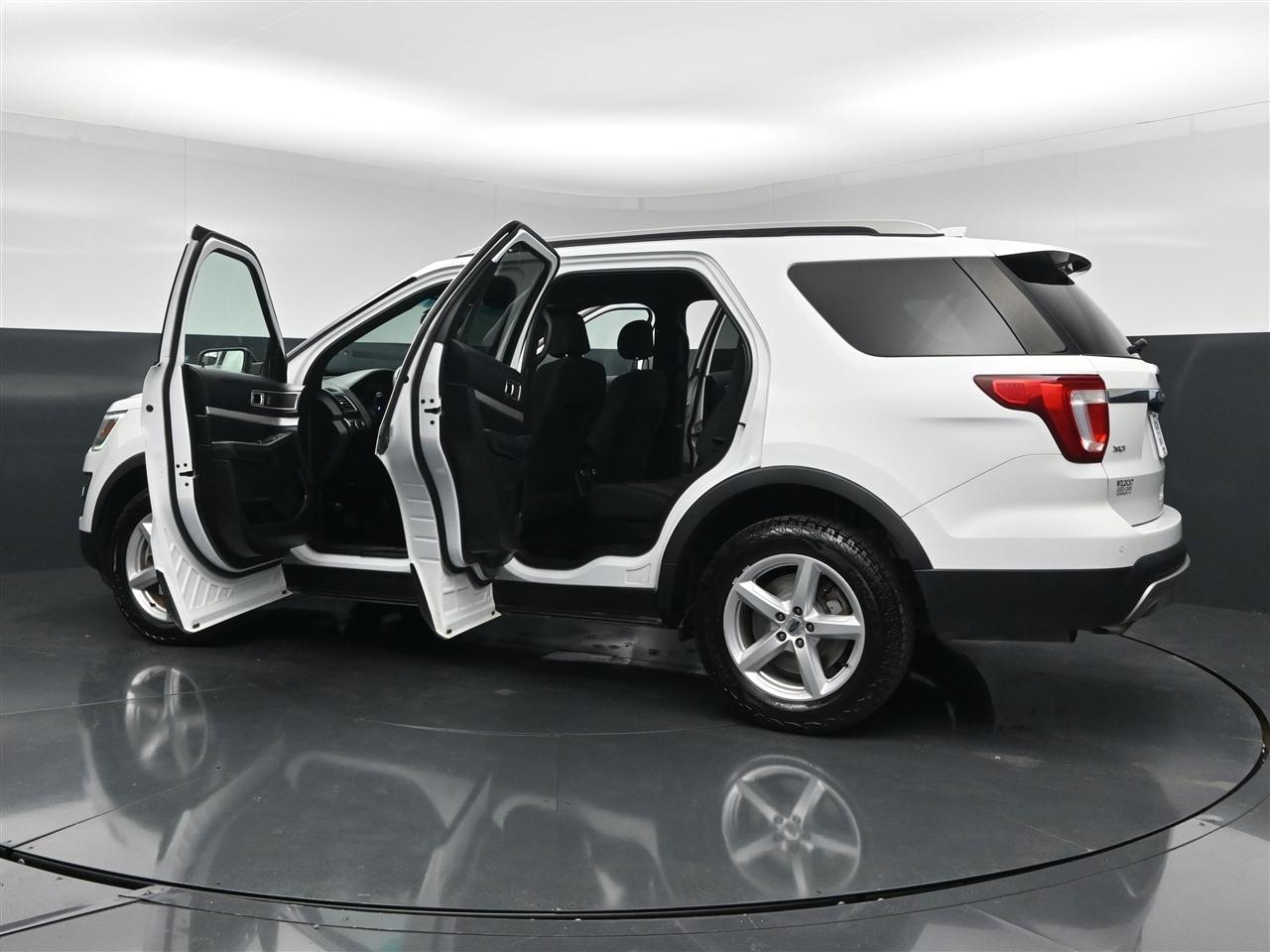 Ford Explorer XLT 4WD 2016