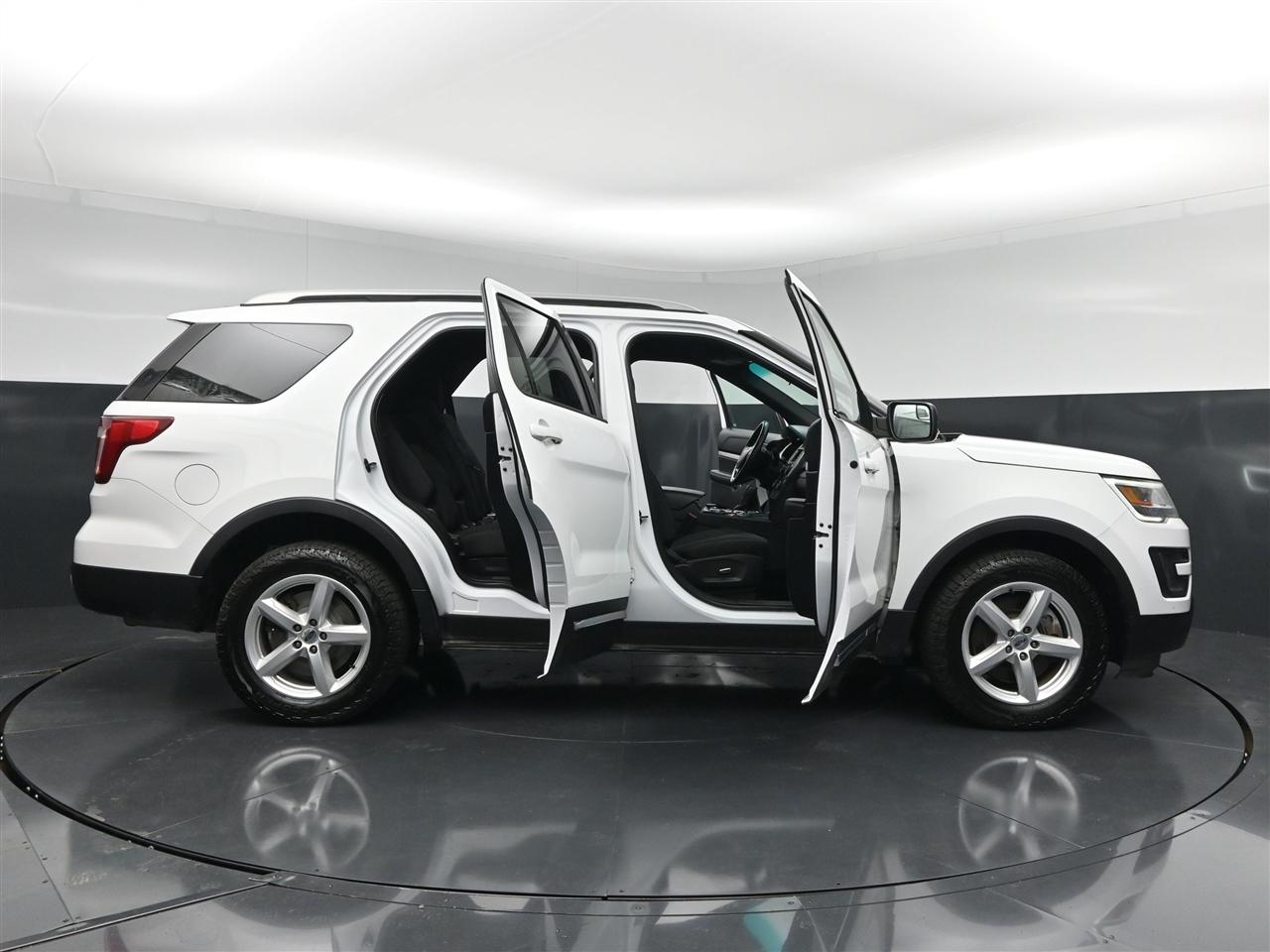 Ford Explorer XLT 4WD 2016