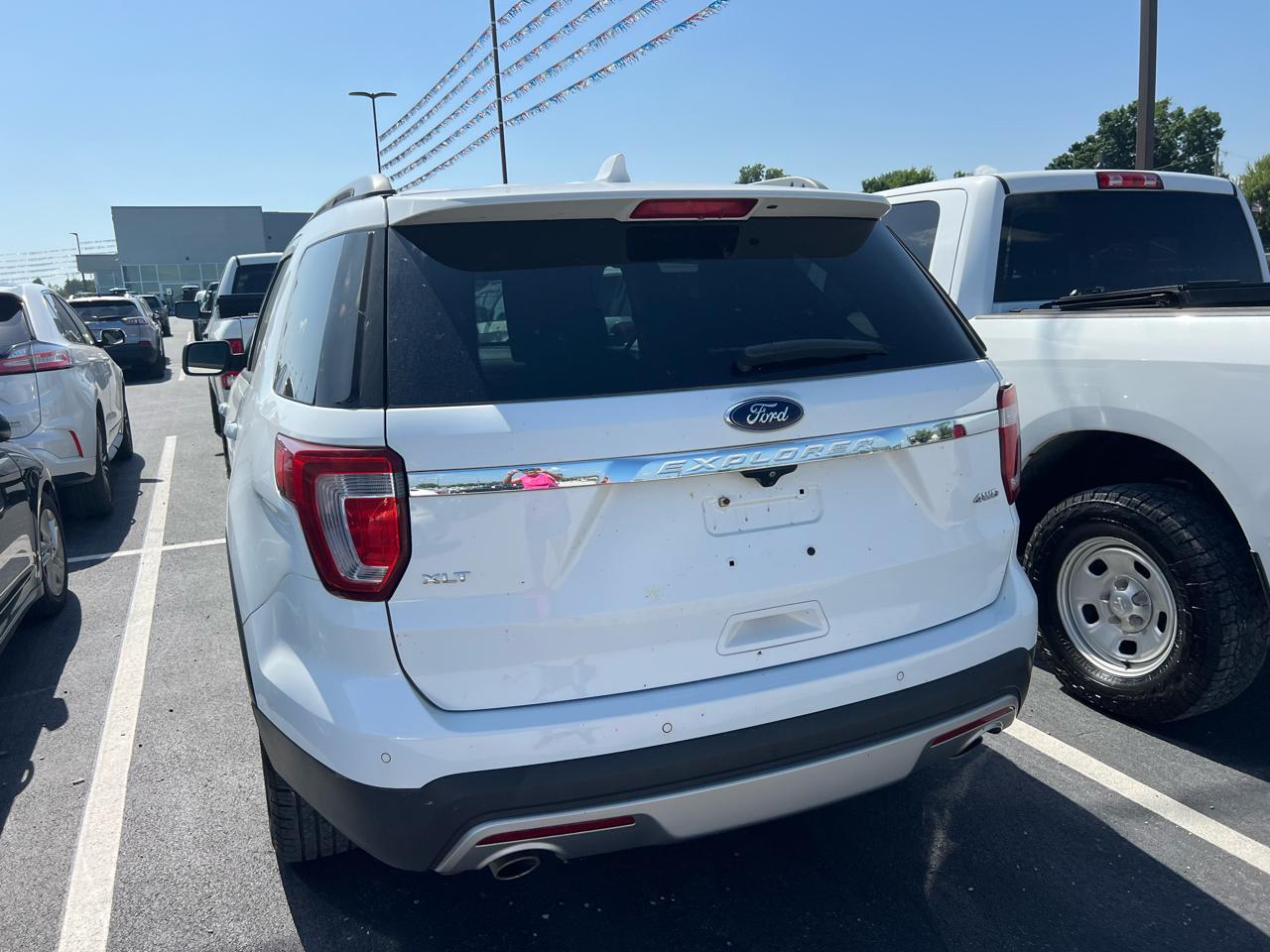 Ford Explorer XLT 4WD 2017