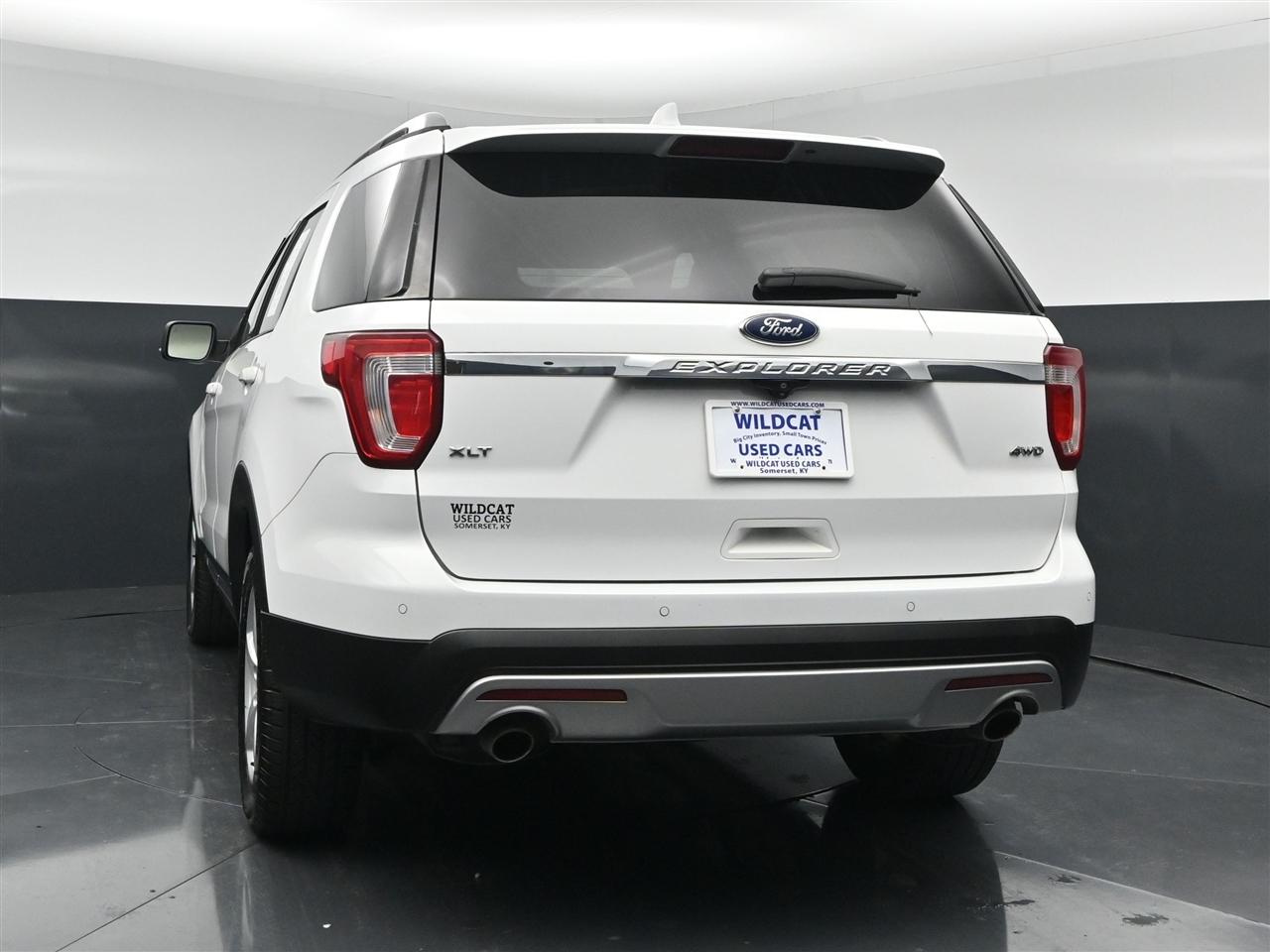 Ford Explorer XLT 4WD 2017