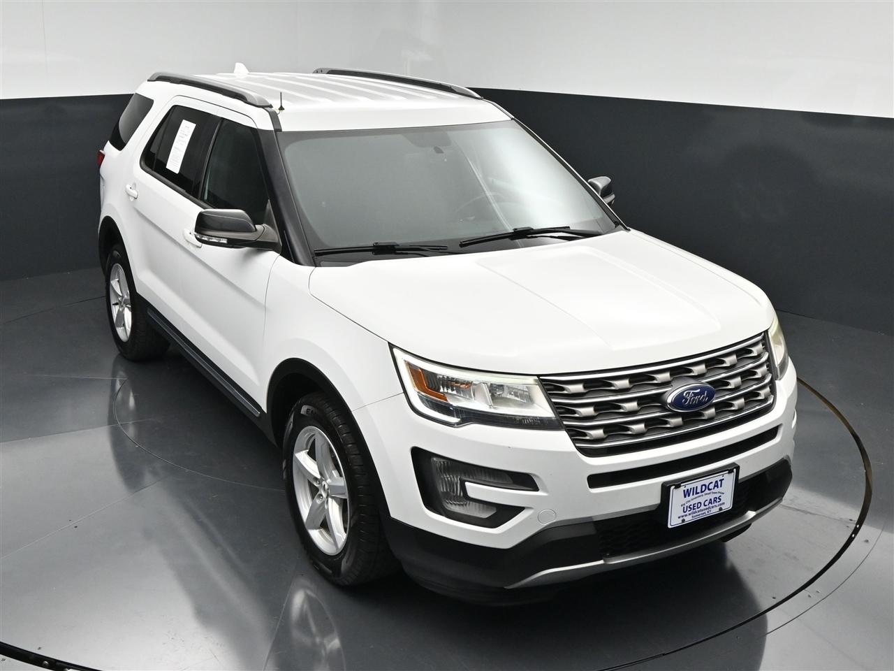 Ford Explorer XLT 4WD 2017