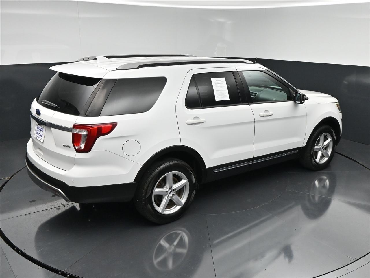 Ford Explorer XLT 4WD 2017