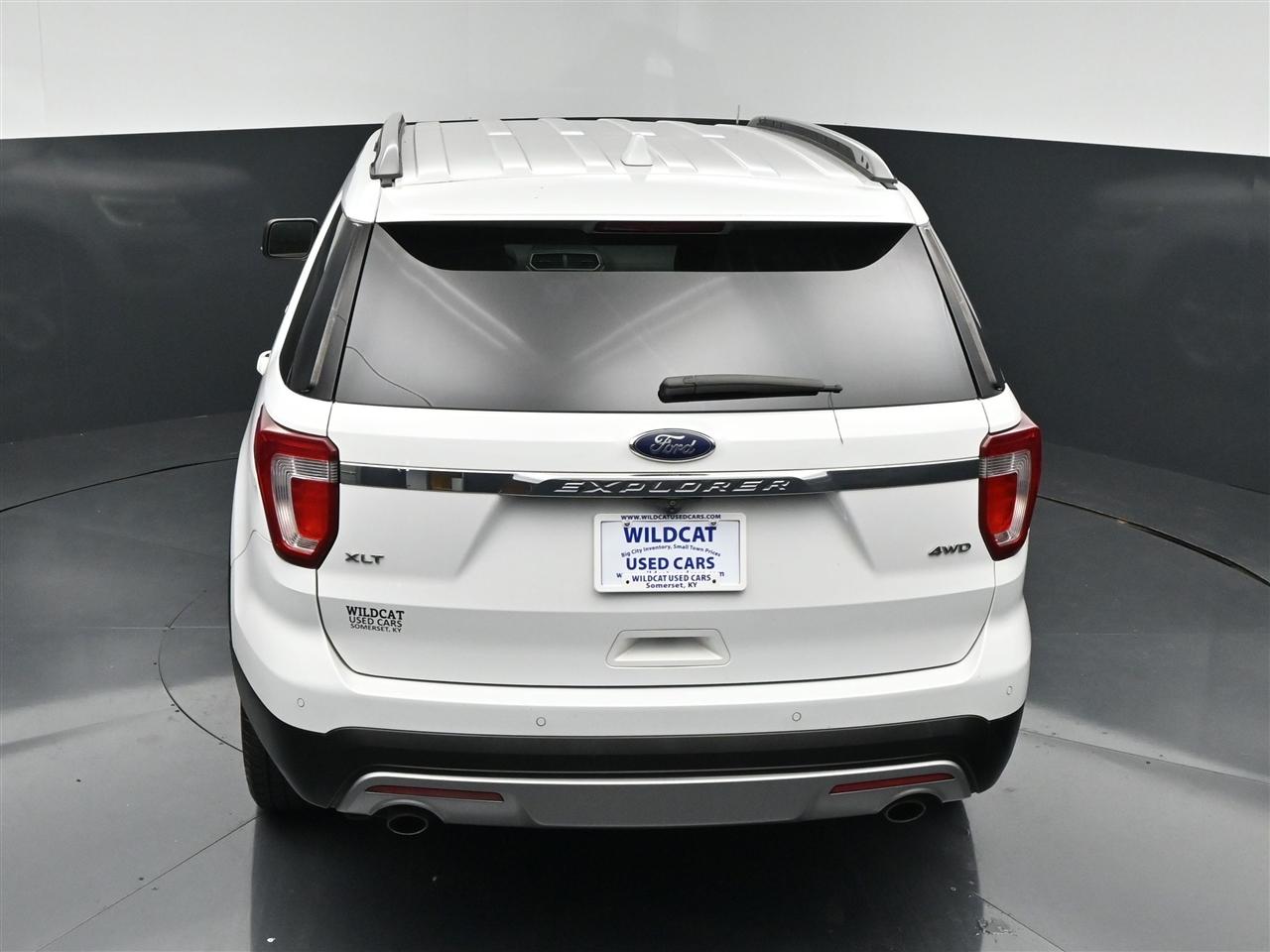 Ford Explorer XLT 4WD 2017