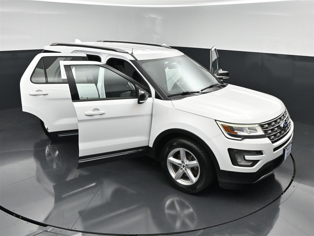 Ford Explorer XLT 4WD 2017