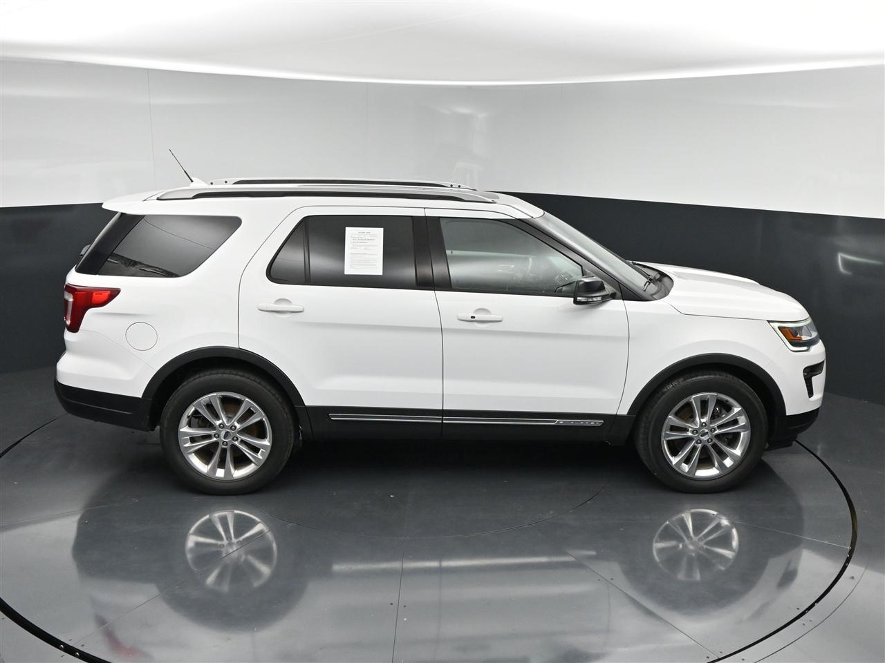 Ford Explorer XLT 4WD 2018
