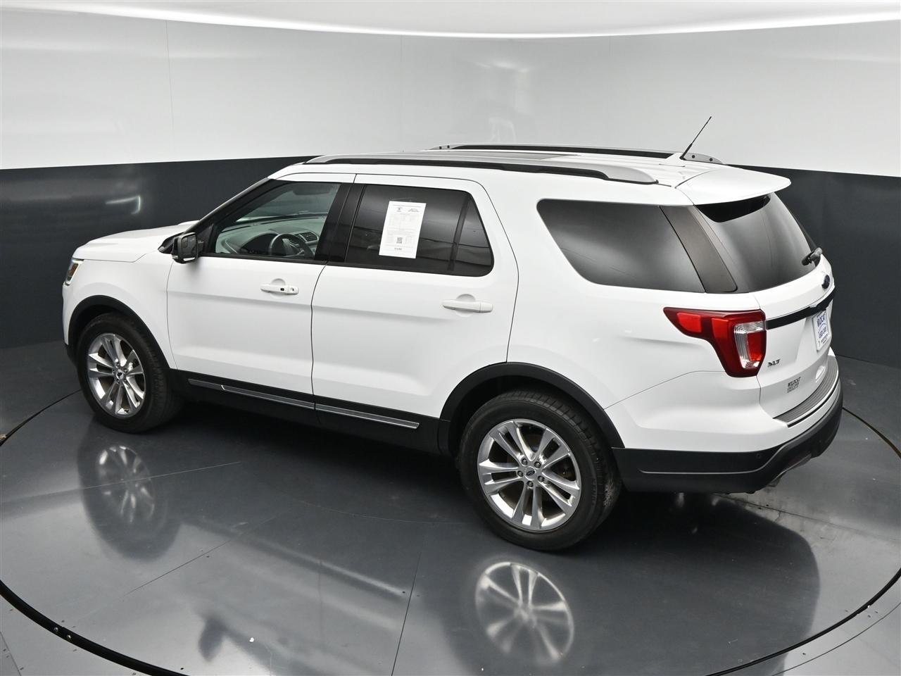 Ford Explorer XLT 4WD 2018