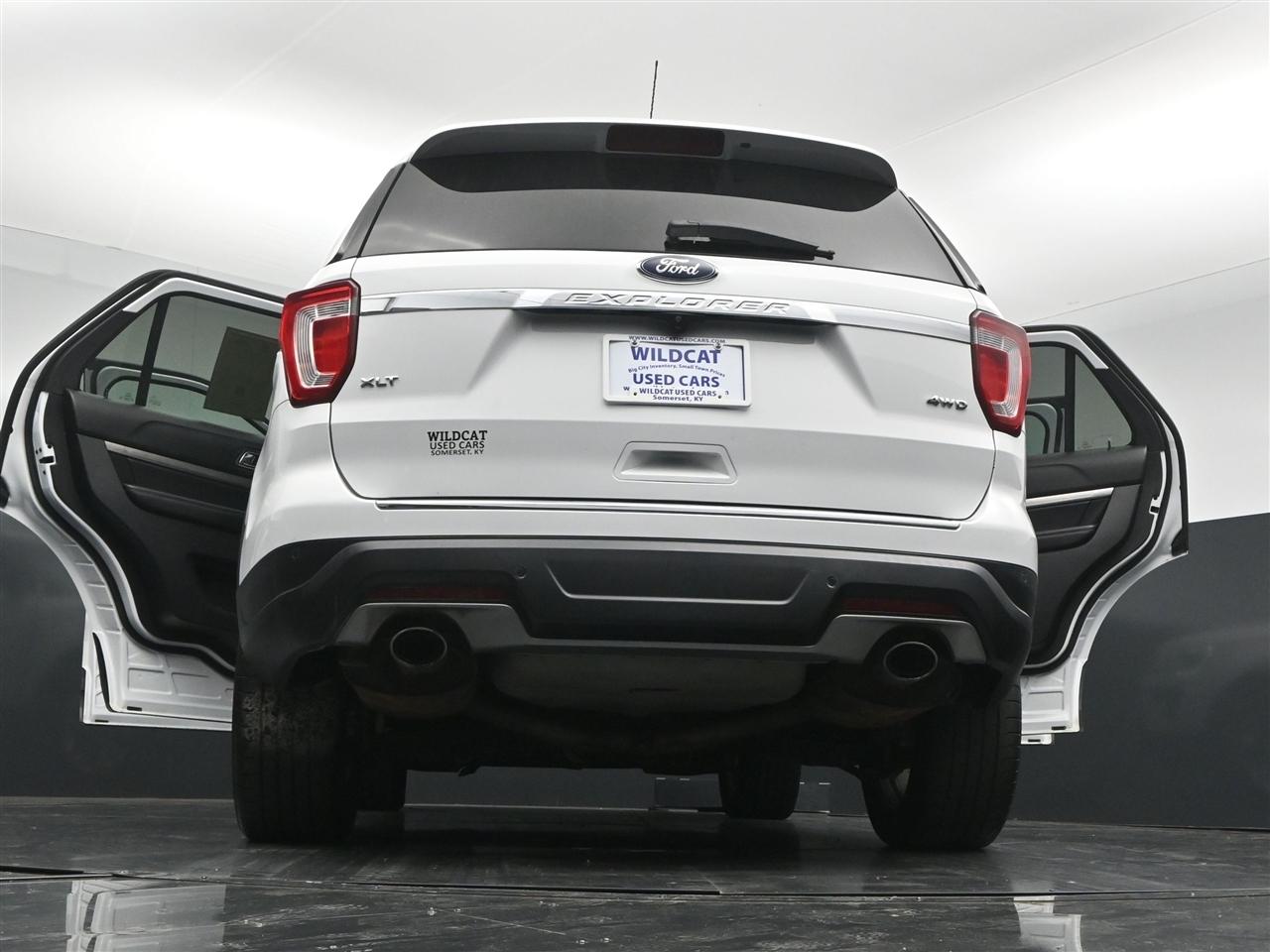 Ford Explorer XLT 4WD 2018