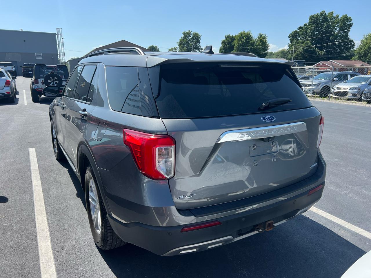 Ford Explorer XLT AWD 2022
