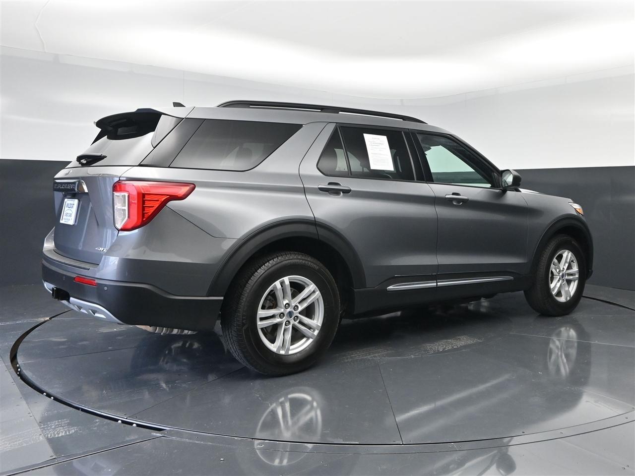 Ford Explorer XLT AWD 2022