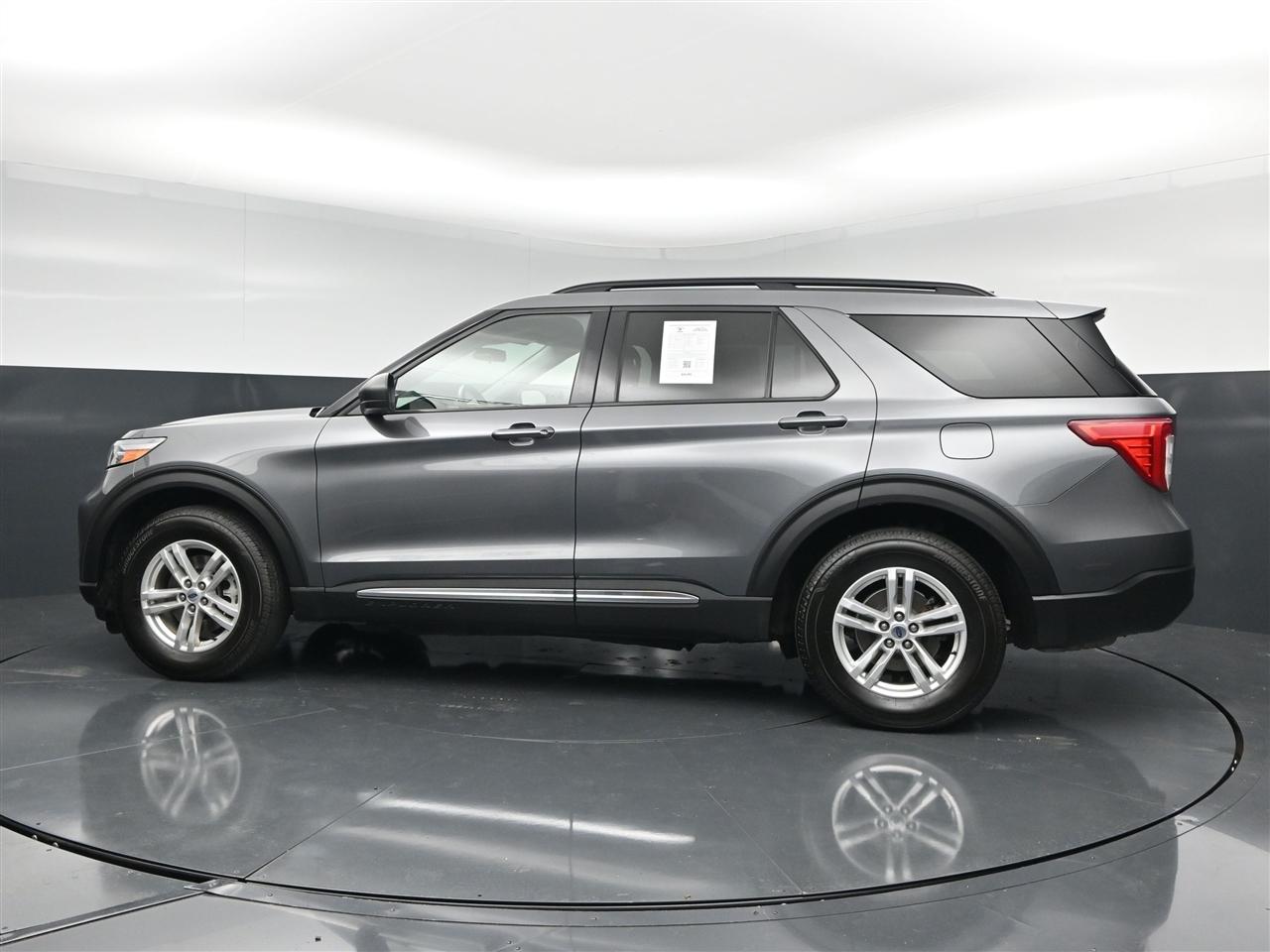 Ford Explorer XLT AWD 2022