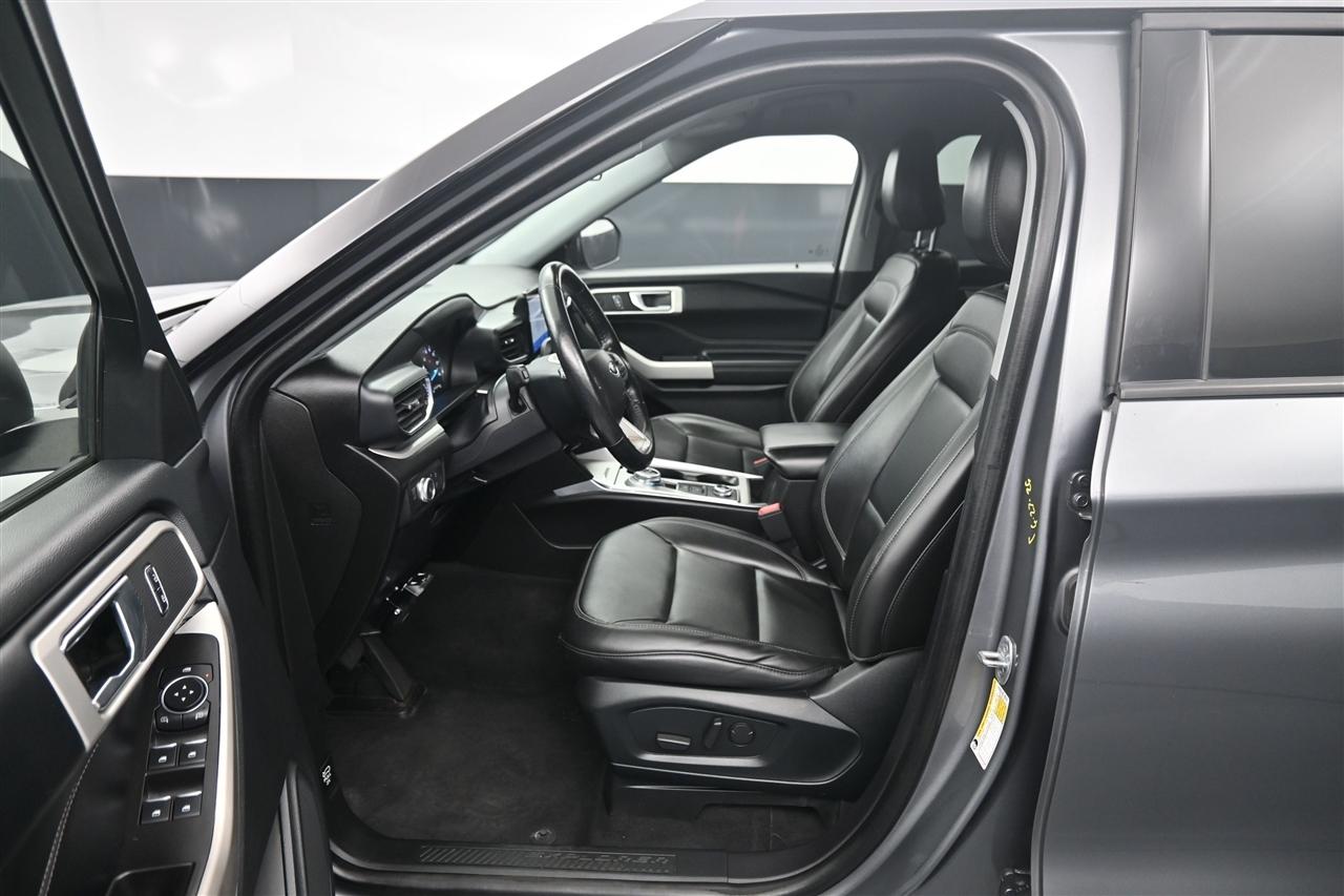 Ford Explorer XLT AWD 2022