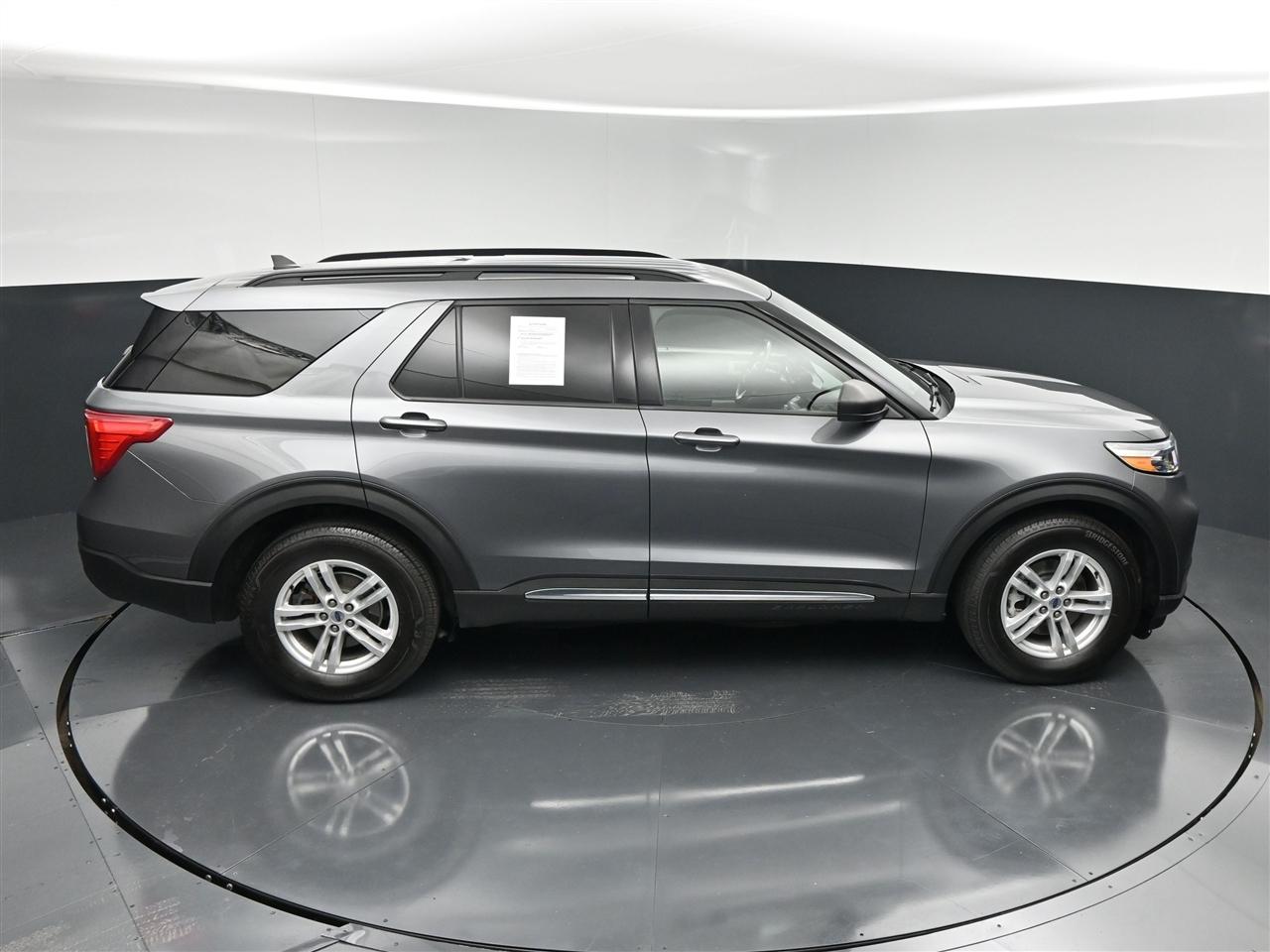 Ford Explorer XLT AWD 2022