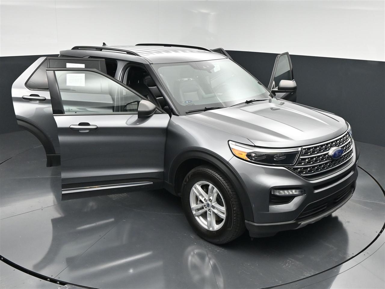 Ford Explorer XLT AWD 2022