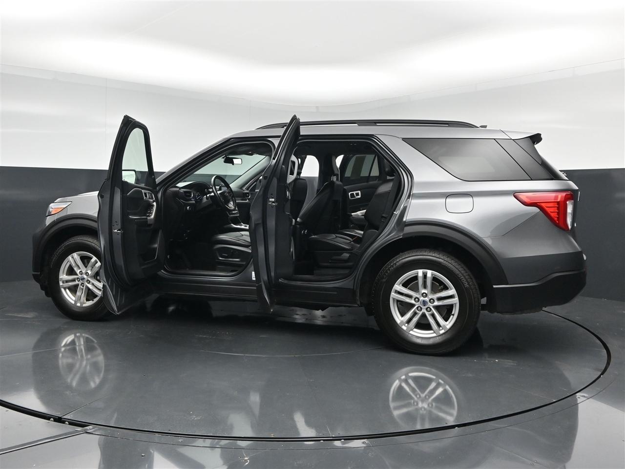 Ford Explorer XLT AWD 2022