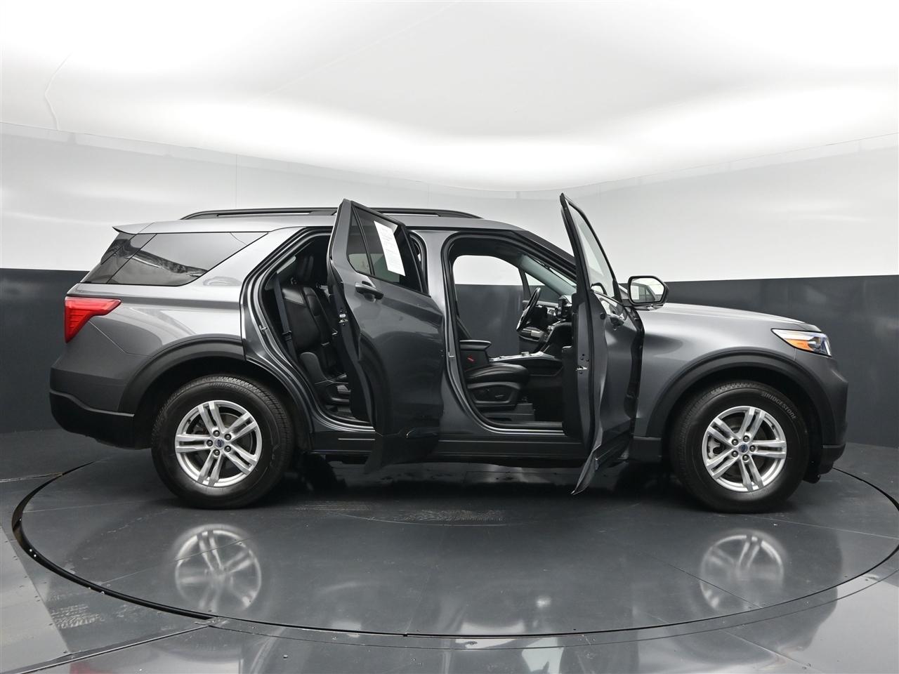 Ford Explorer XLT AWD 2022