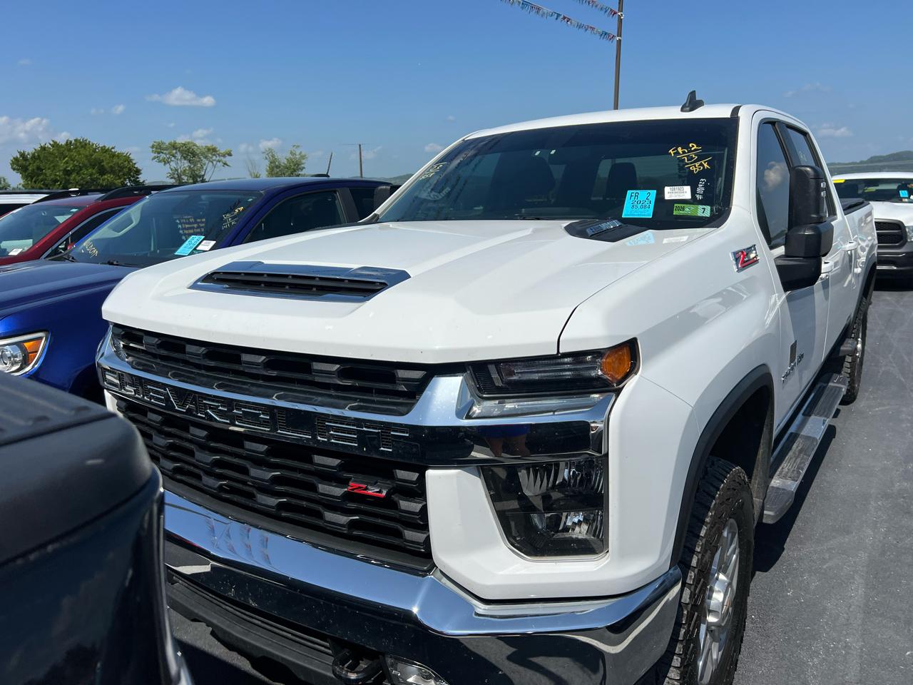 Chevrolet Silverado 2500HD LT Crew Cab Long Box 4WD 2023