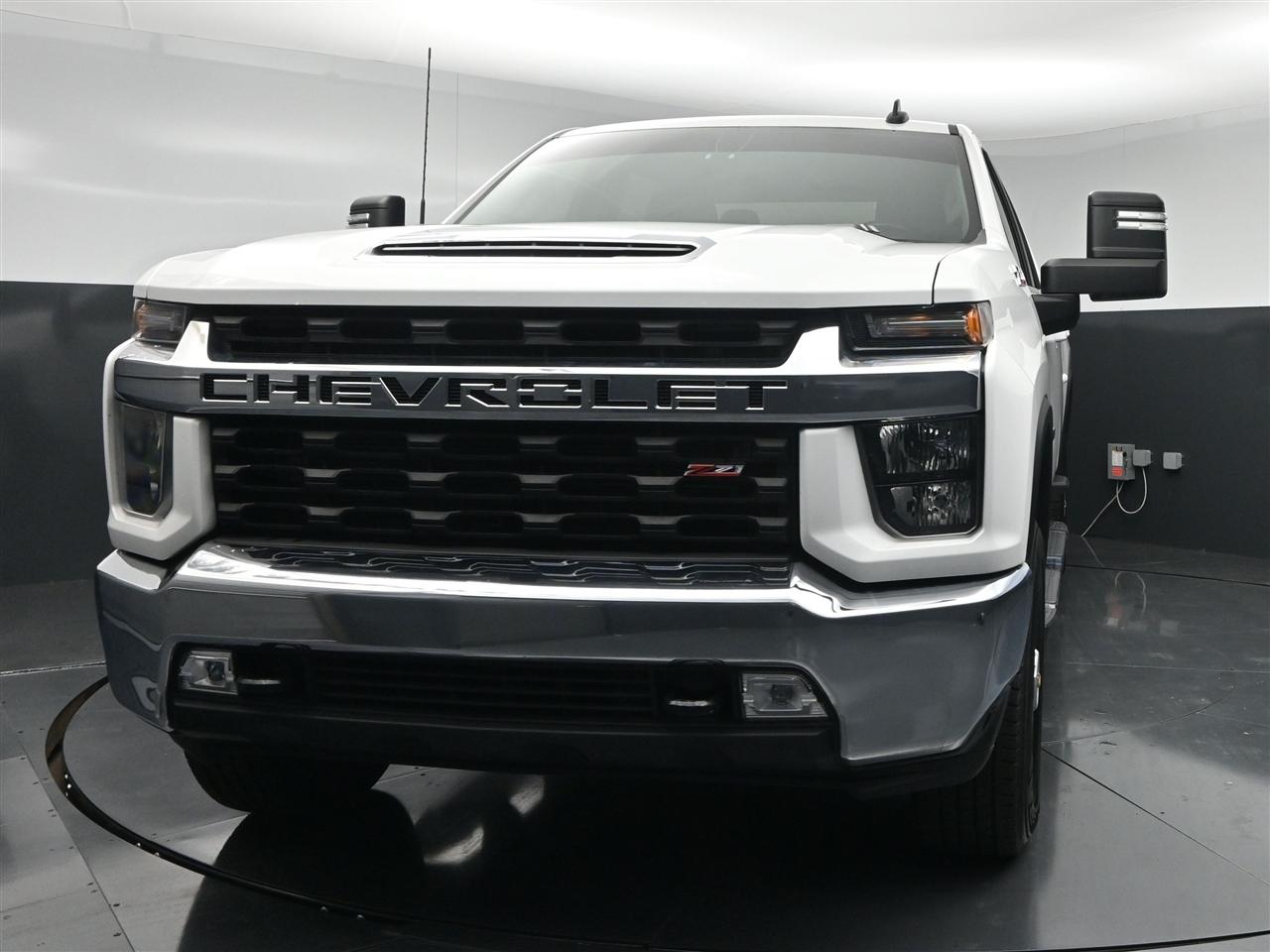 Chevrolet Silverado 2500HD LT Crew Cab Long Box 4WD 2023