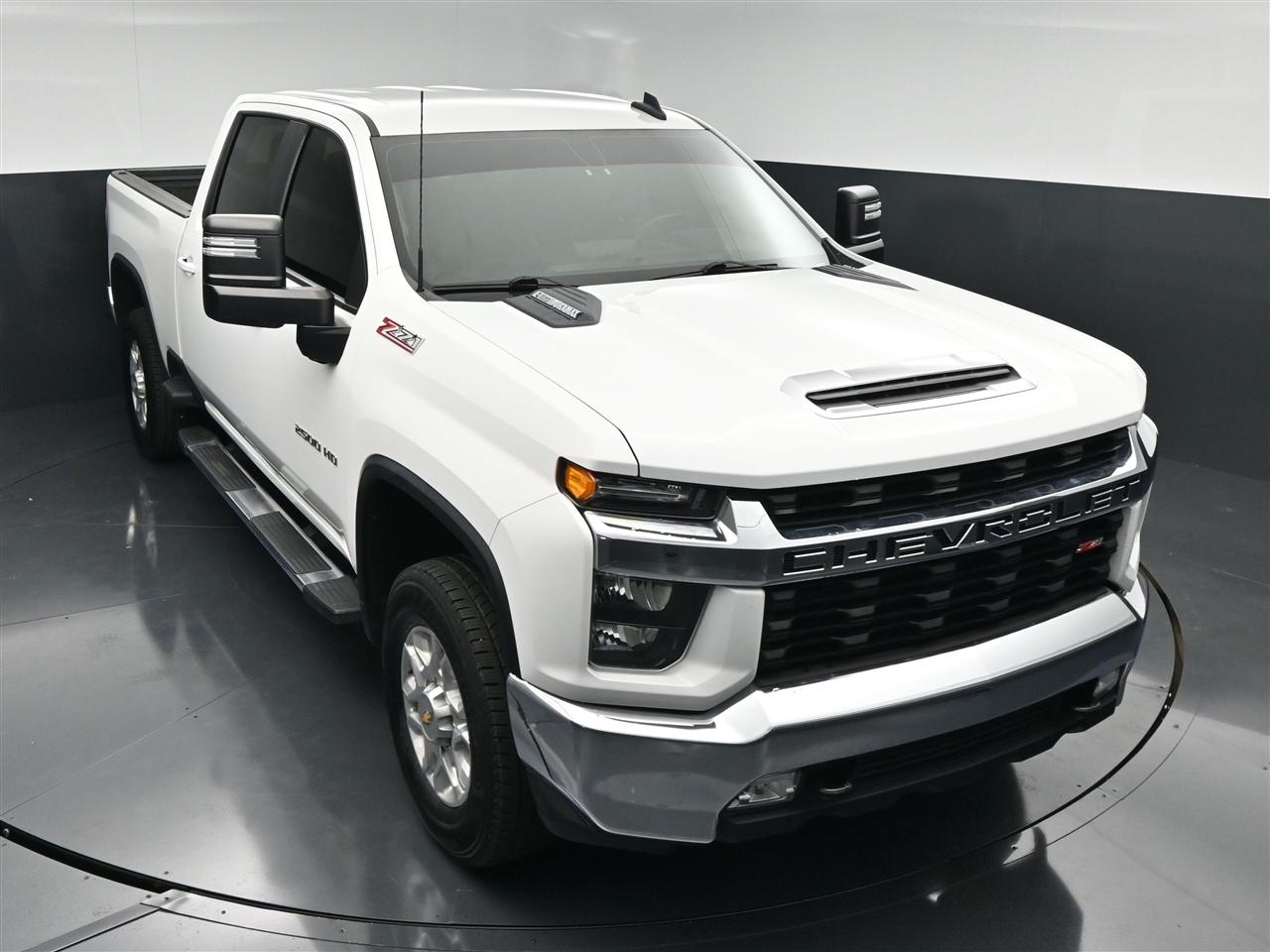 Chevrolet Silverado 2500HD LT Crew Cab Long Box 4WD 2023