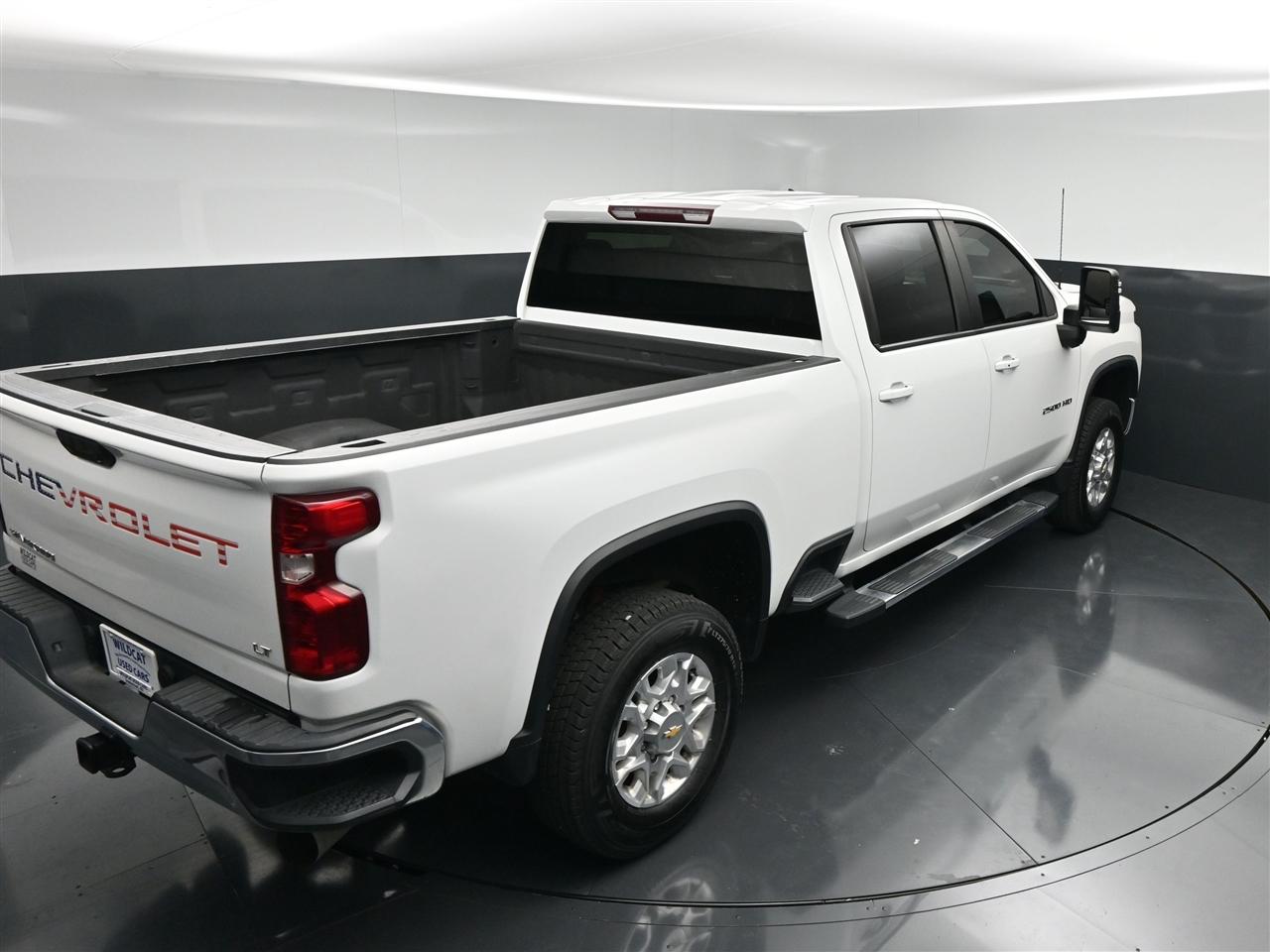 Chevrolet Silverado 2500HD LT Crew Cab Long Box 4WD 2023