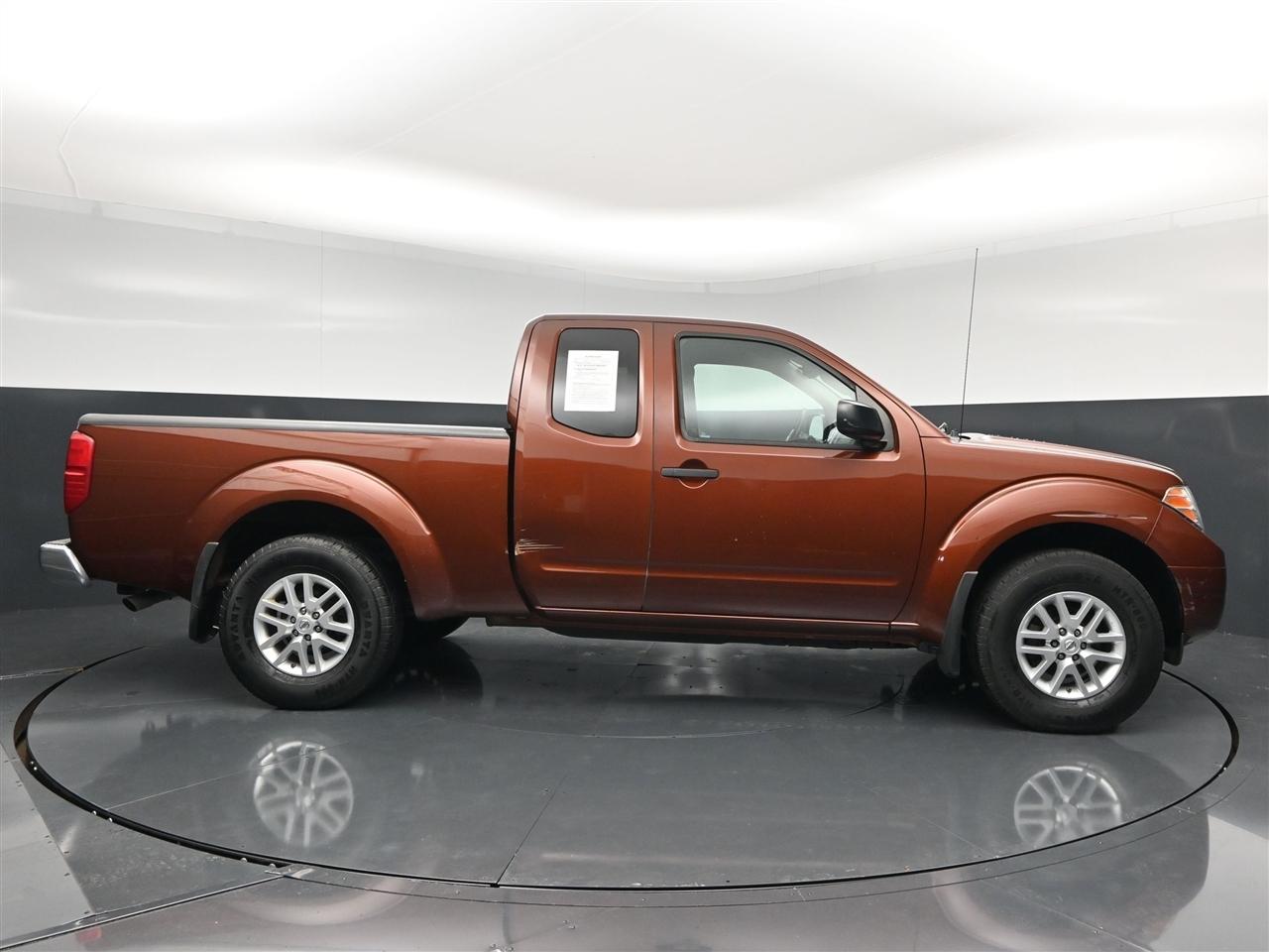 Nissan Frontier SV King Cab 5AT 4WD 2017