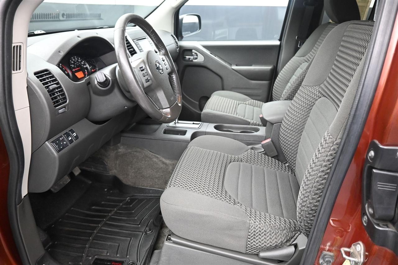 Nissan Frontier SV King Cab 5AT 4WD 2017