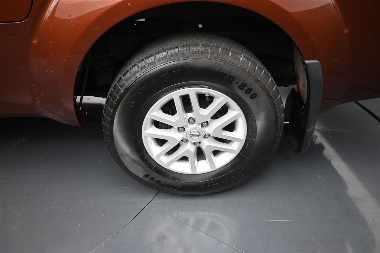 Nissan Frontier SV King Cab 5AT 4WD 2017