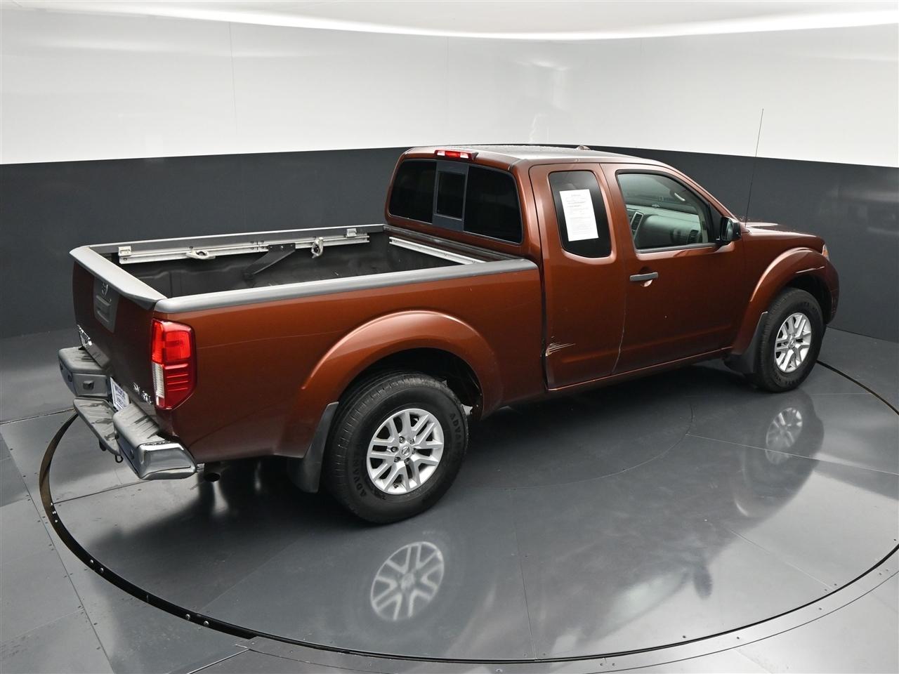 Nissan Frontier SV King Cab 5AT 4WD 2017