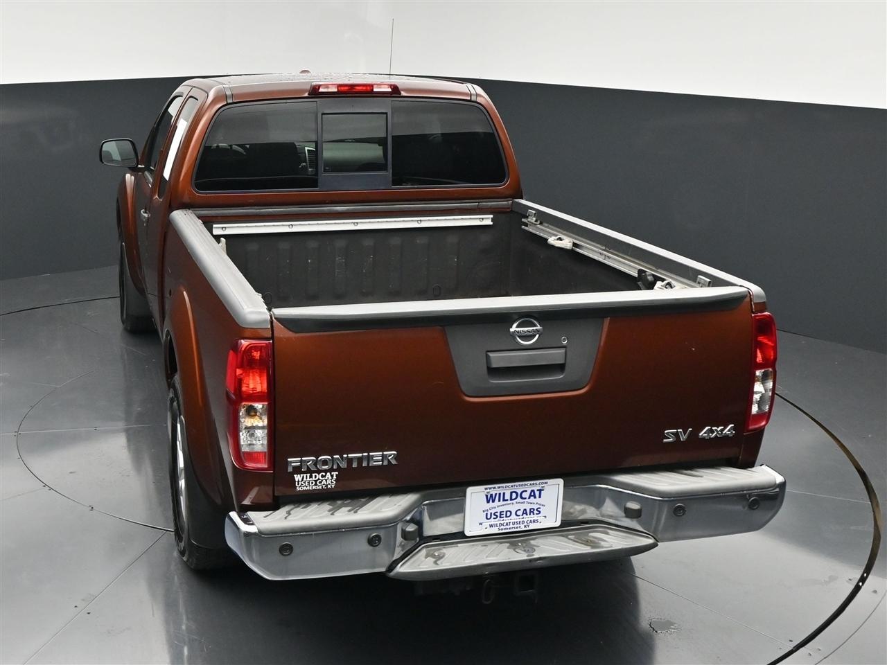 Nissan Frontier SV King Cab 5AT 4WD 2017