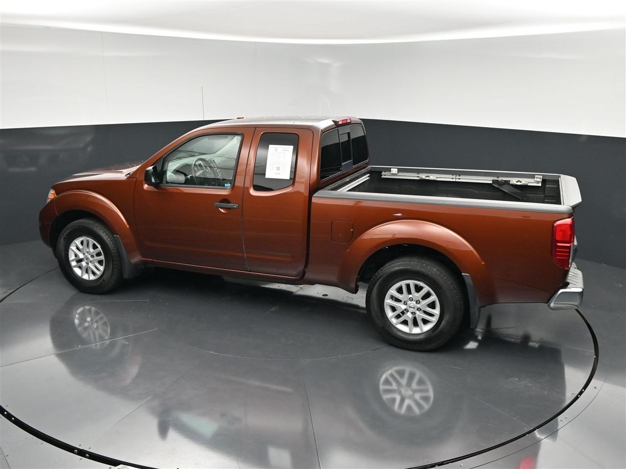 Nissan Frontier SV King Cab 5AT 4WD 2017